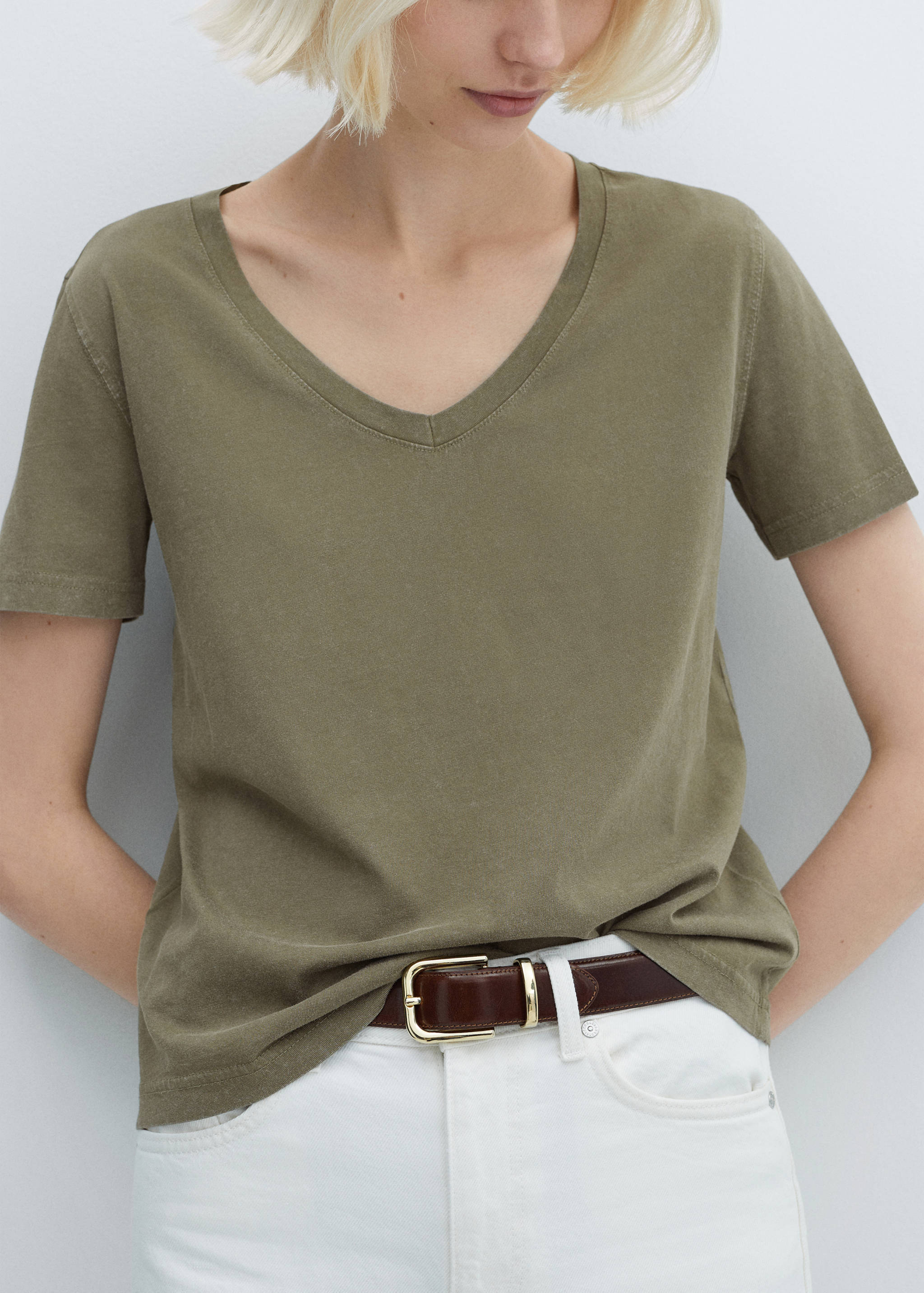 Washed-effect cotton t-shirt - Details of the article 6