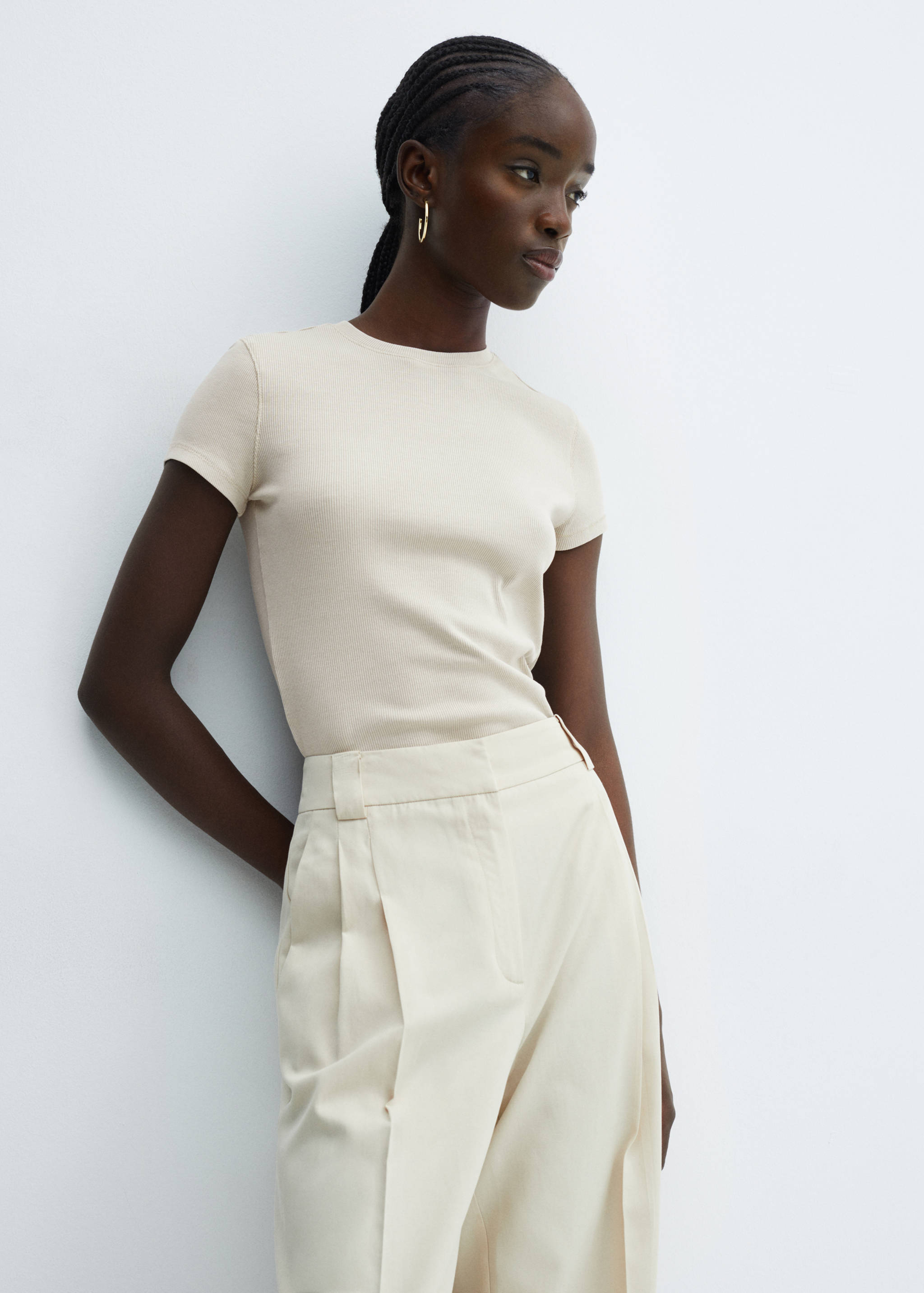 Camiseta lavada canalé - Plano medio