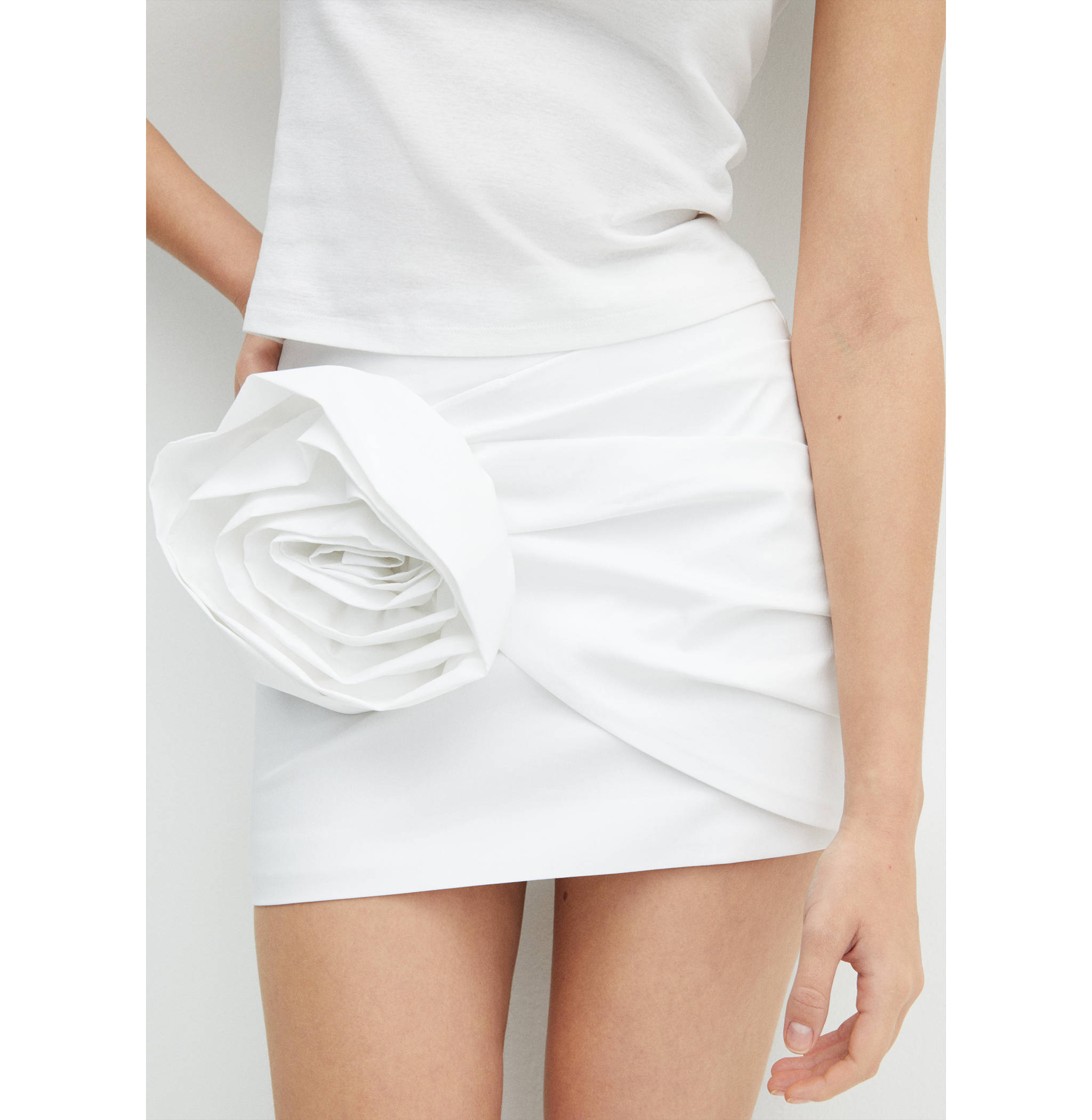 Maxi-flower mini-skirt - Details of the article 6