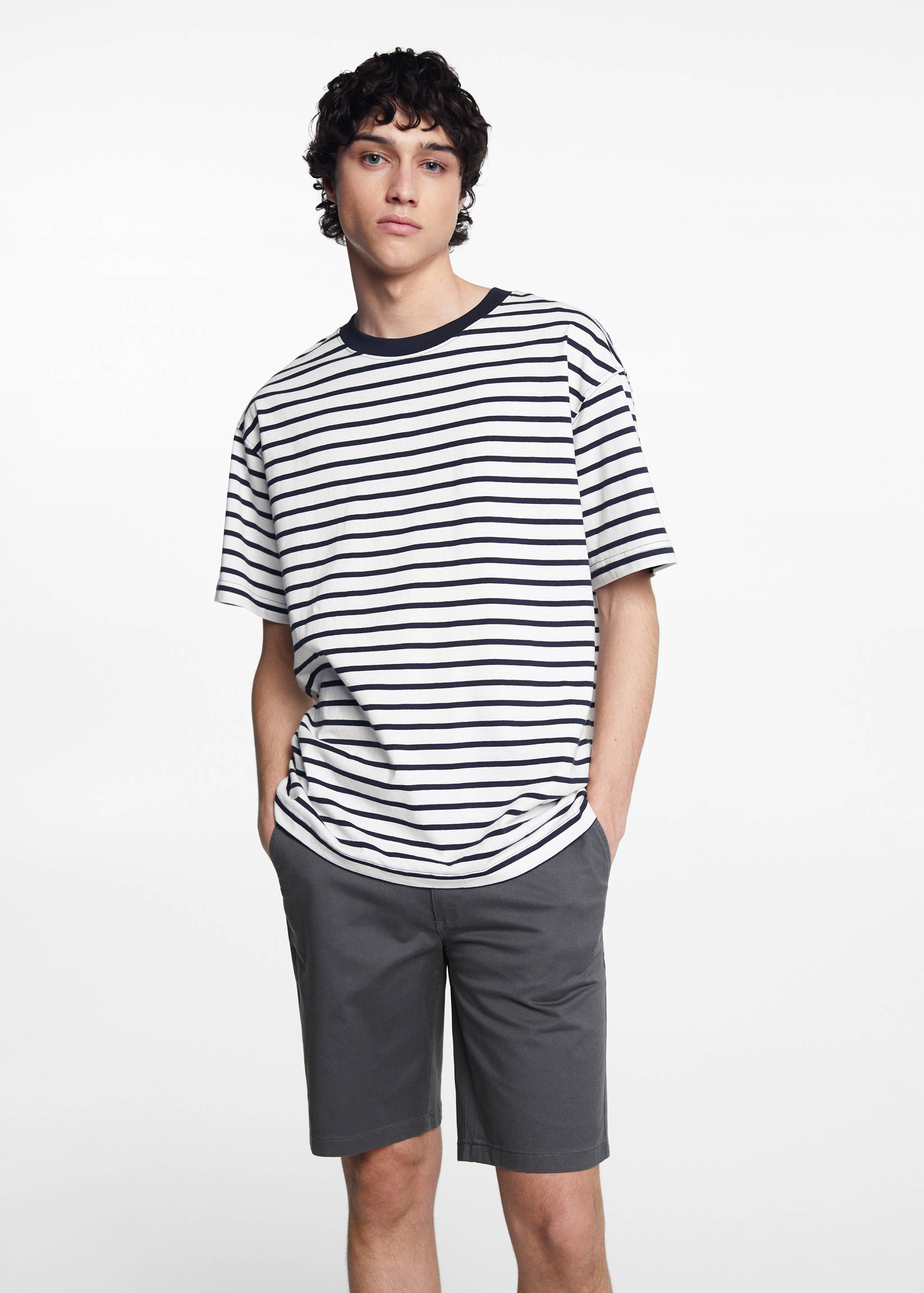 Gestreiftes Baumwoll-Shirt - Mittlere Ansicht