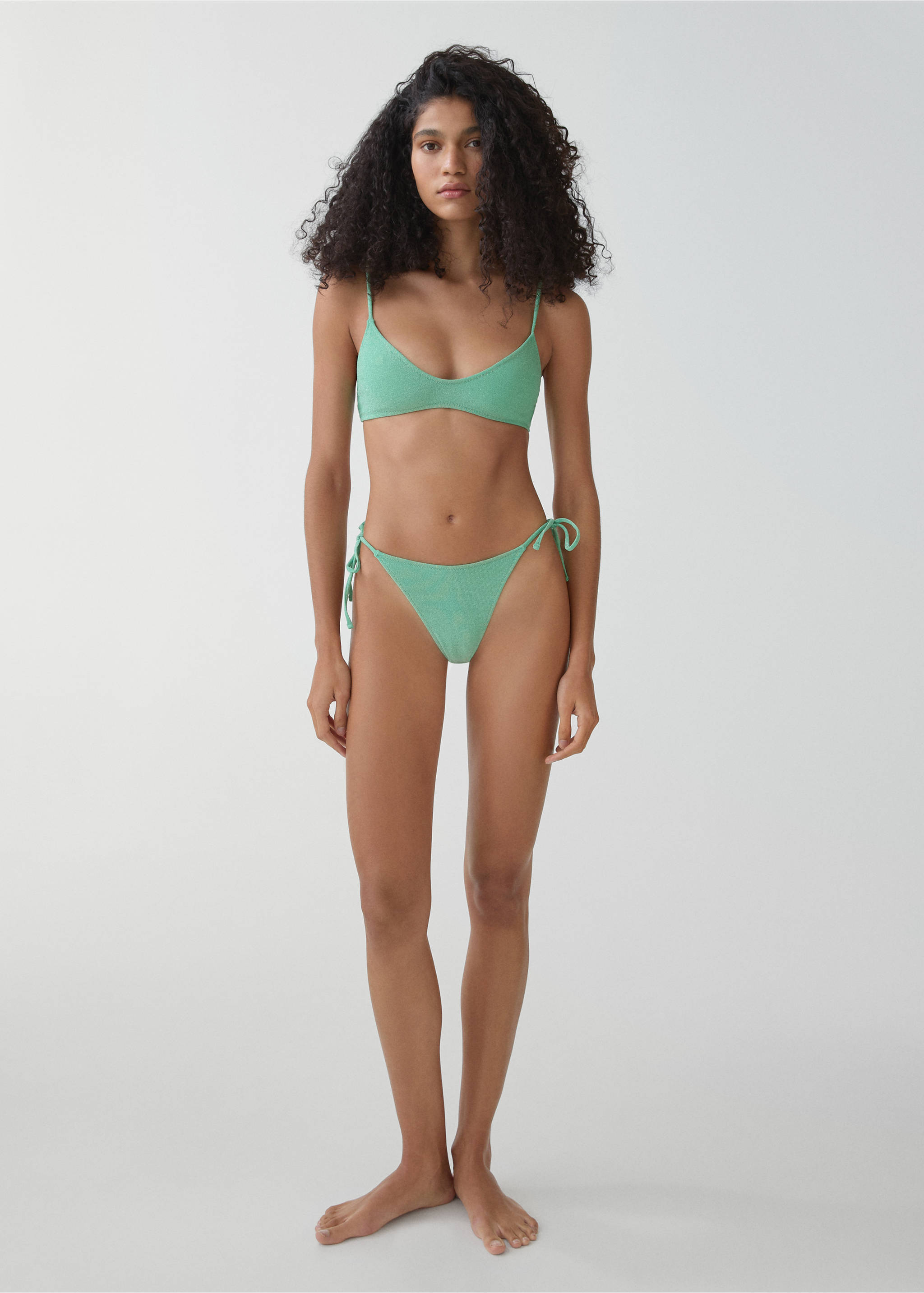 Bikini top with shiny finish - General plane, Turquoise. Ref: 67006737-00.