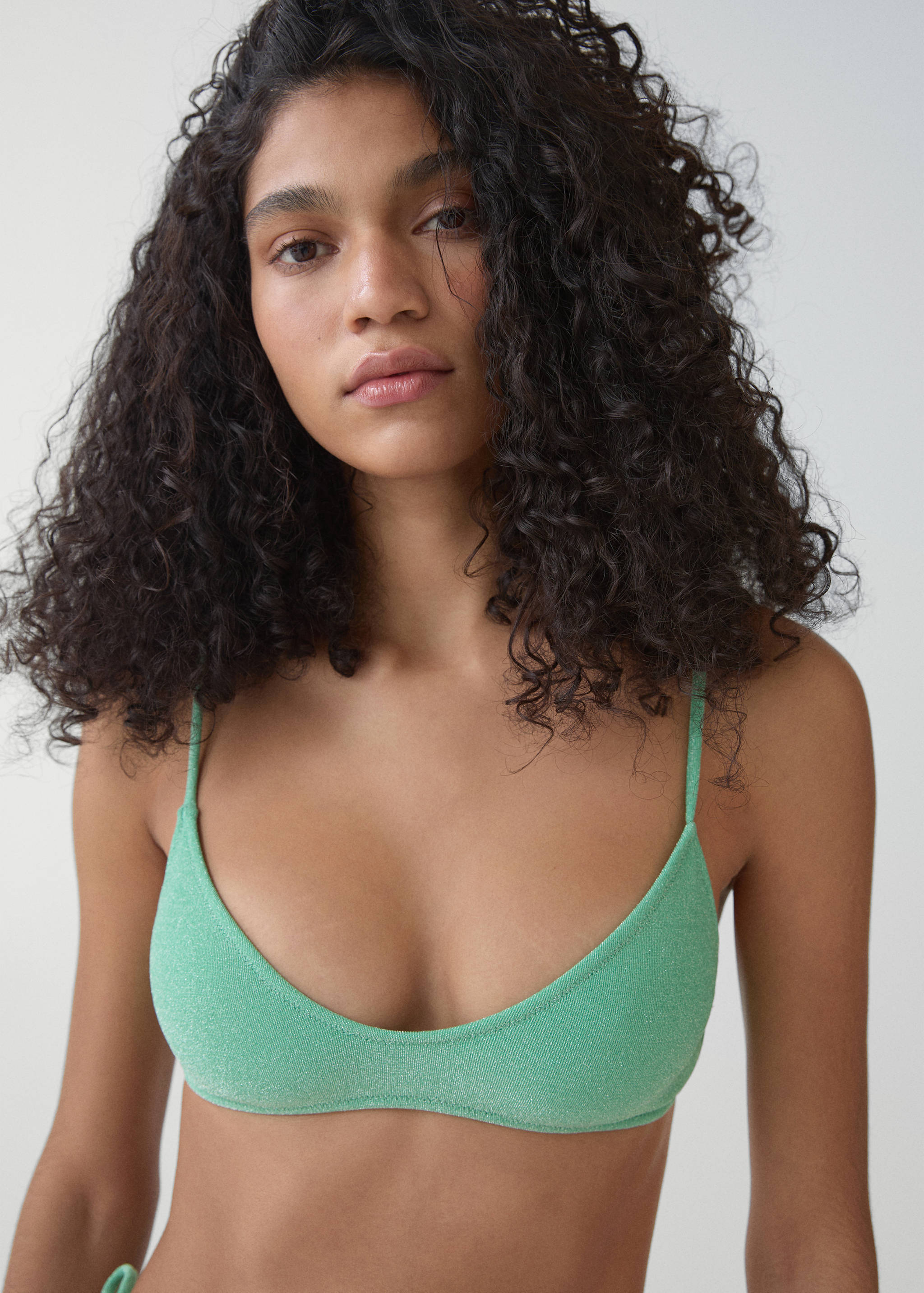 Bikini top with shiny finish - Details of the article 1