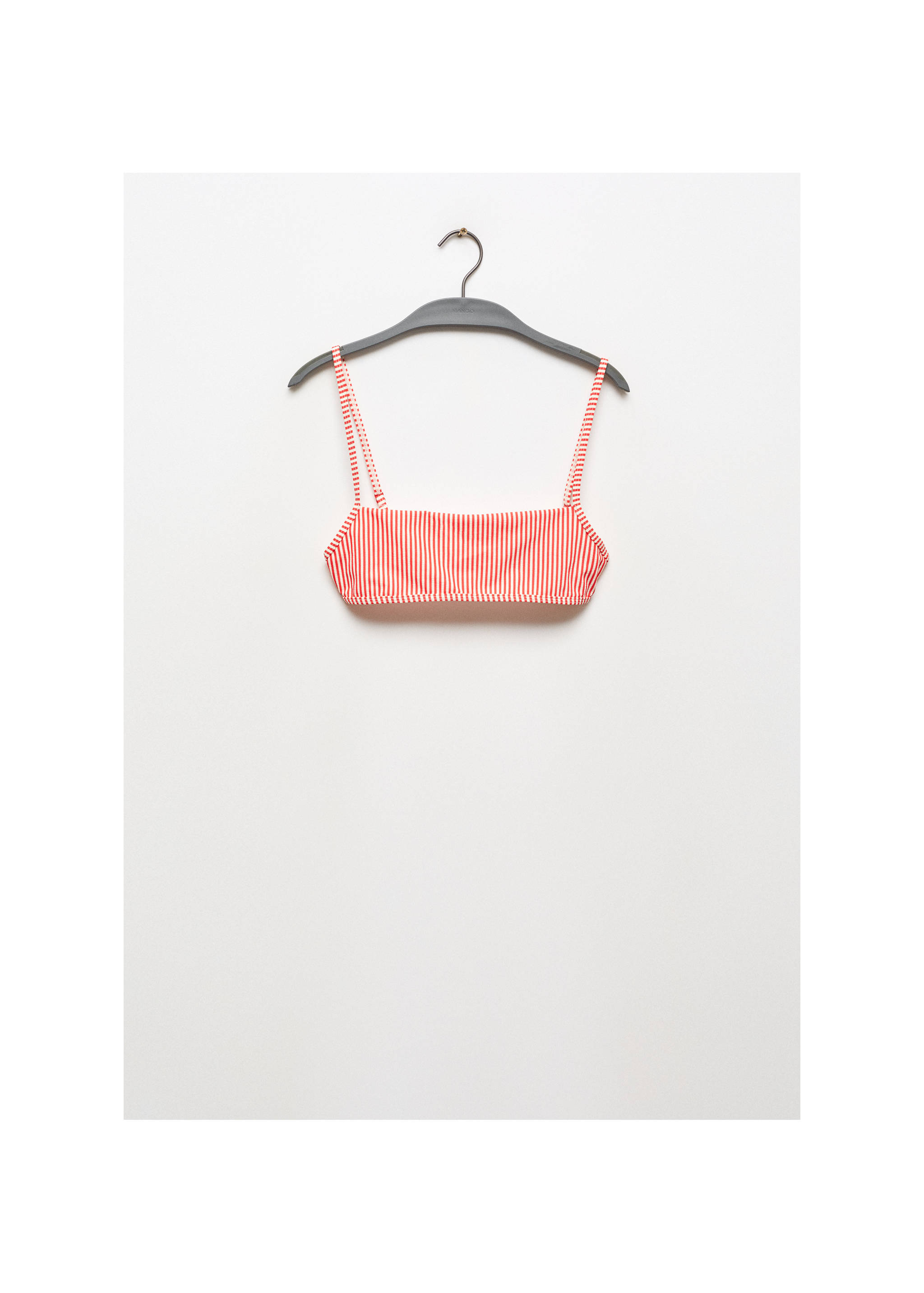 Striped bikini top - Article without model, Red. Ref: 67006739-00.