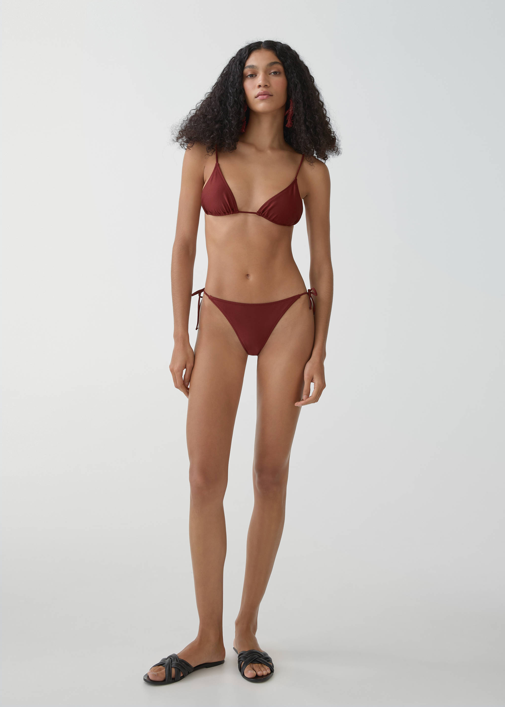 Triangle bikini top - General plane