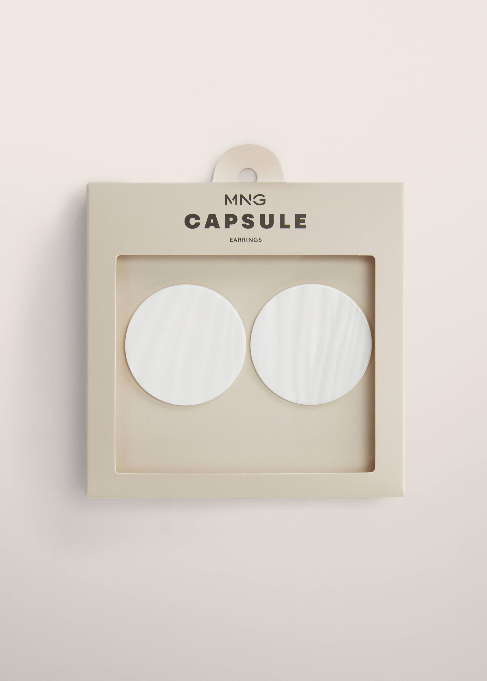 Maxi circular shell earrings - Details of the article 2