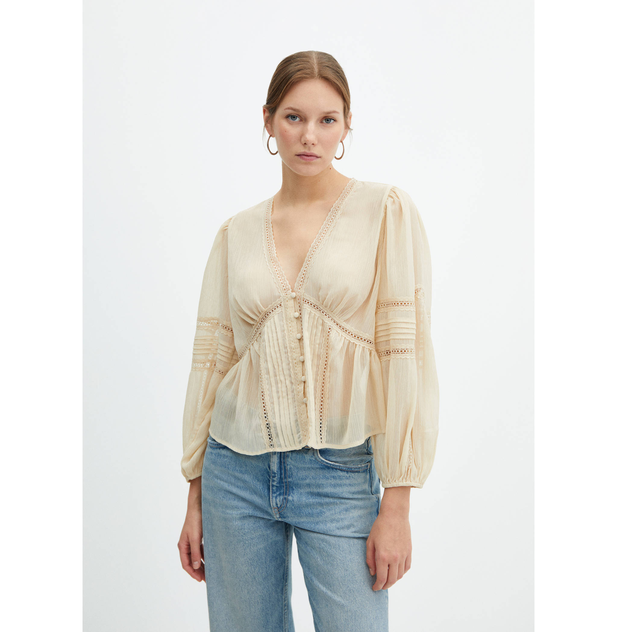Blouse fluide brodée - Plan moyen