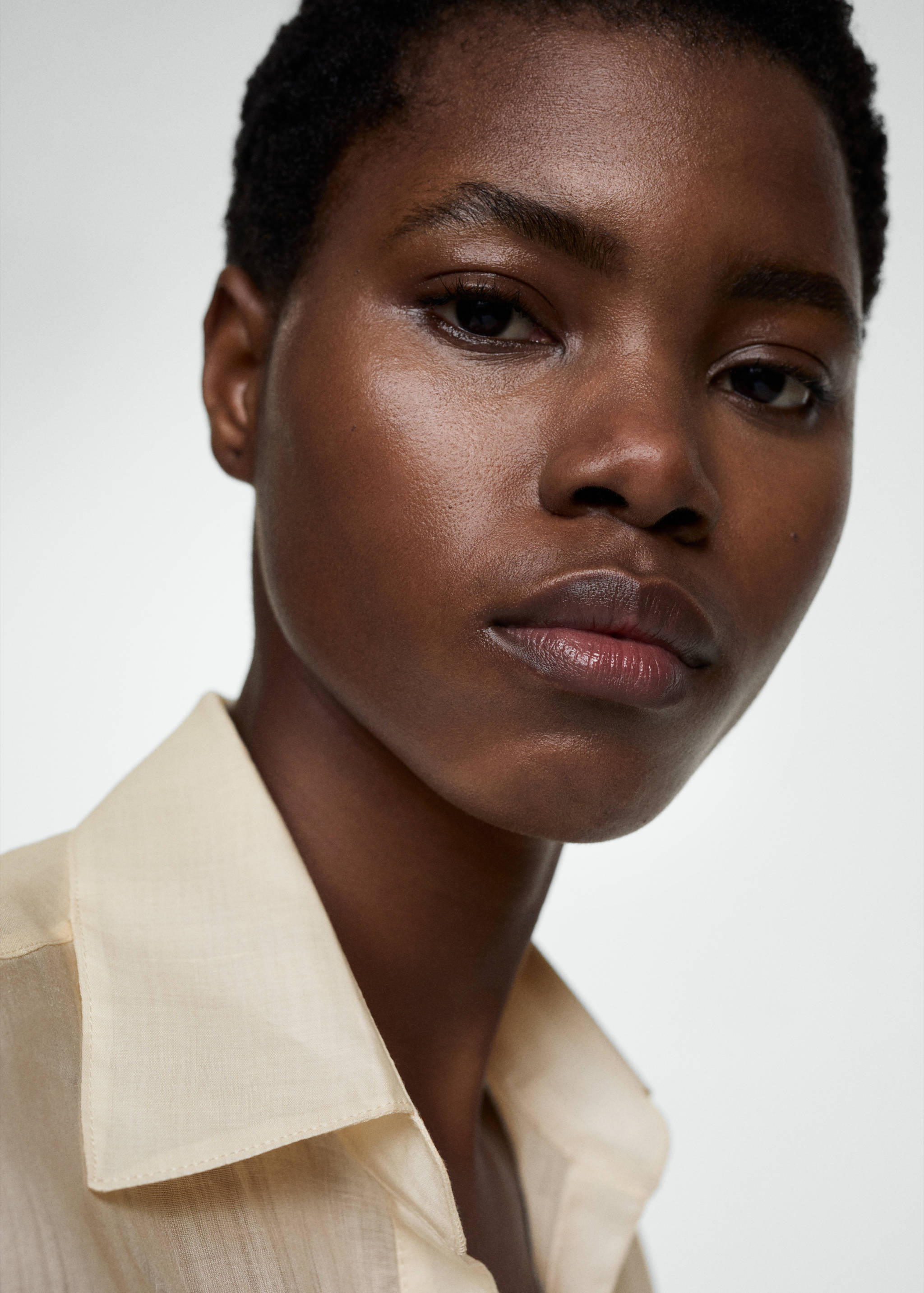 Ramie-Hemd mit Schleifenverschluss - Detail des Artikels 1