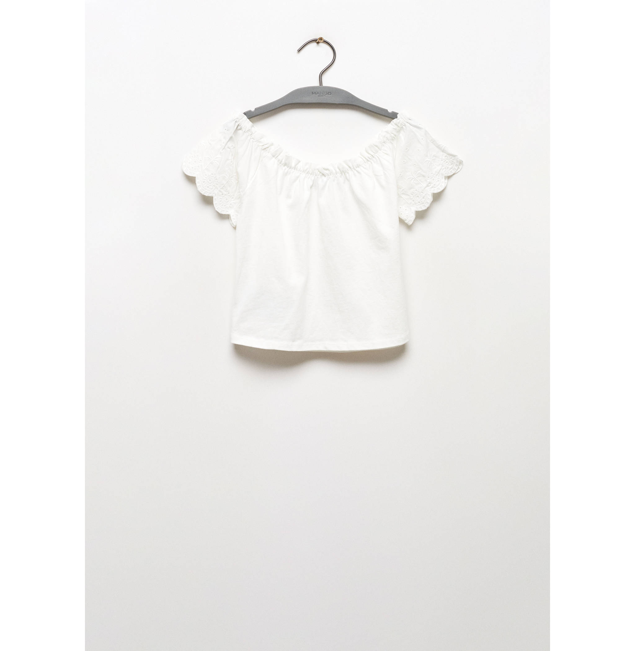 T-shirt pormenores bordados - Artigo sem modelo