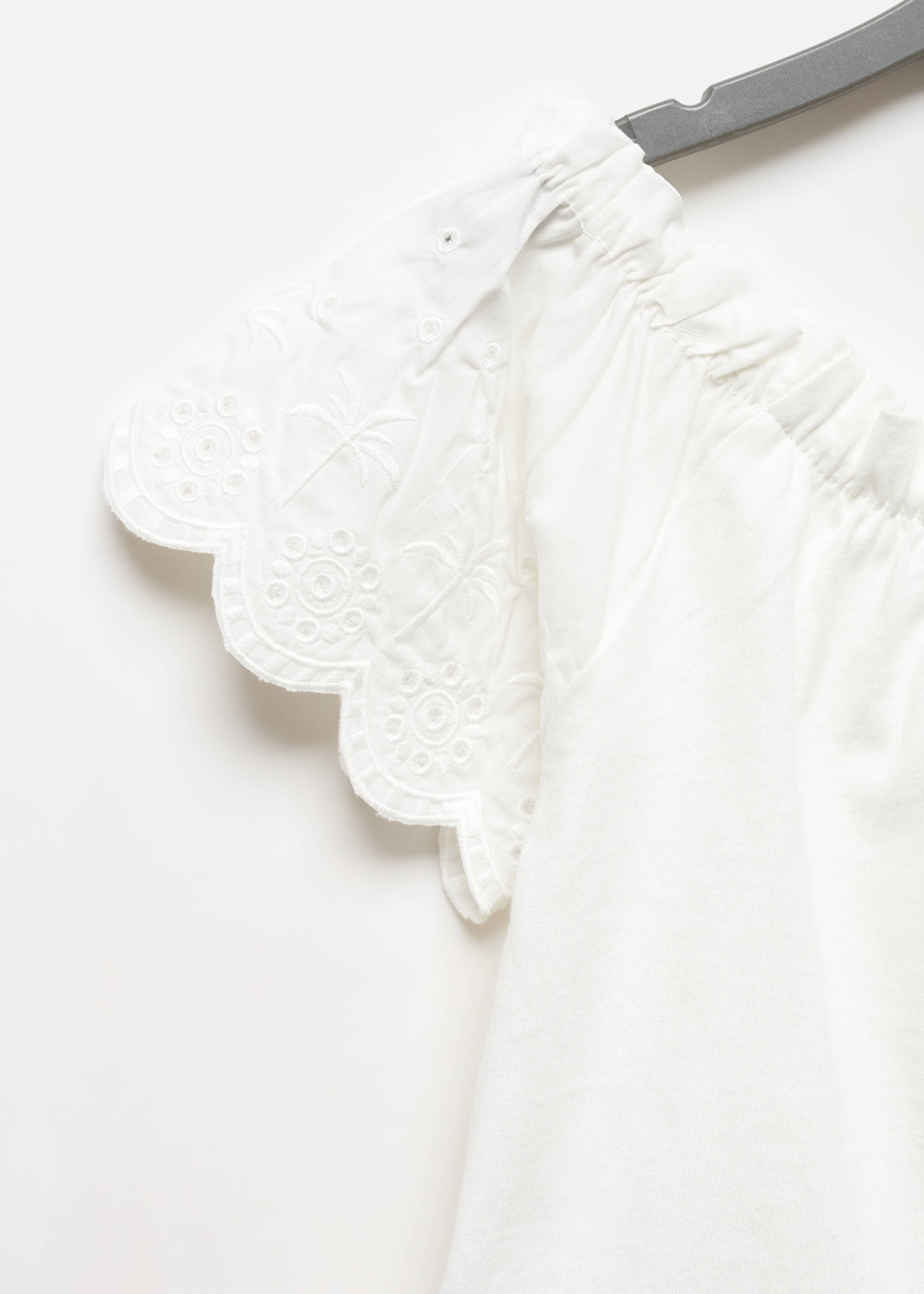 T-shirt pormenores bordados - Pormenor do artigo 8