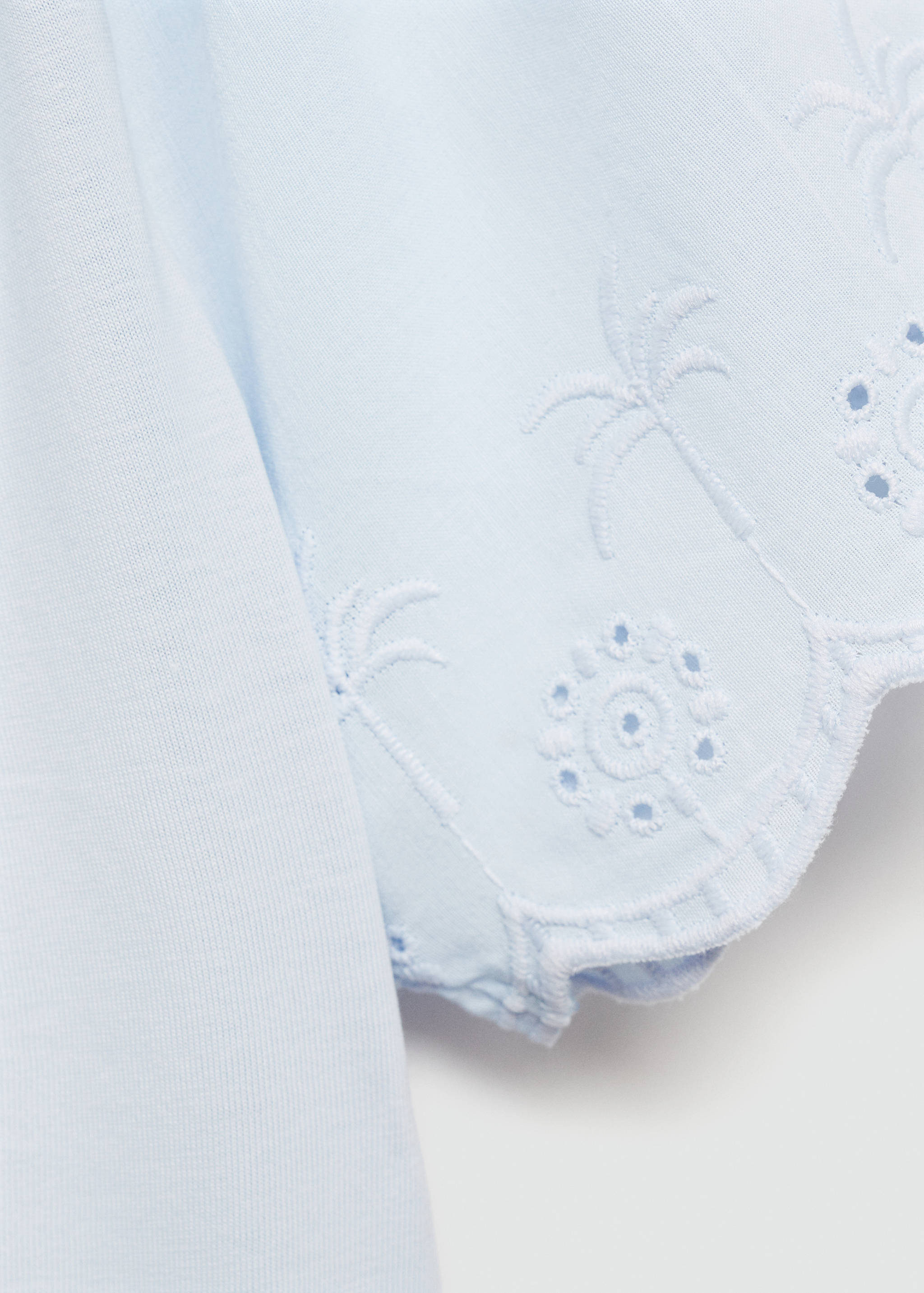 T-shirt pormenores bordados - Pormenor do artigo 8