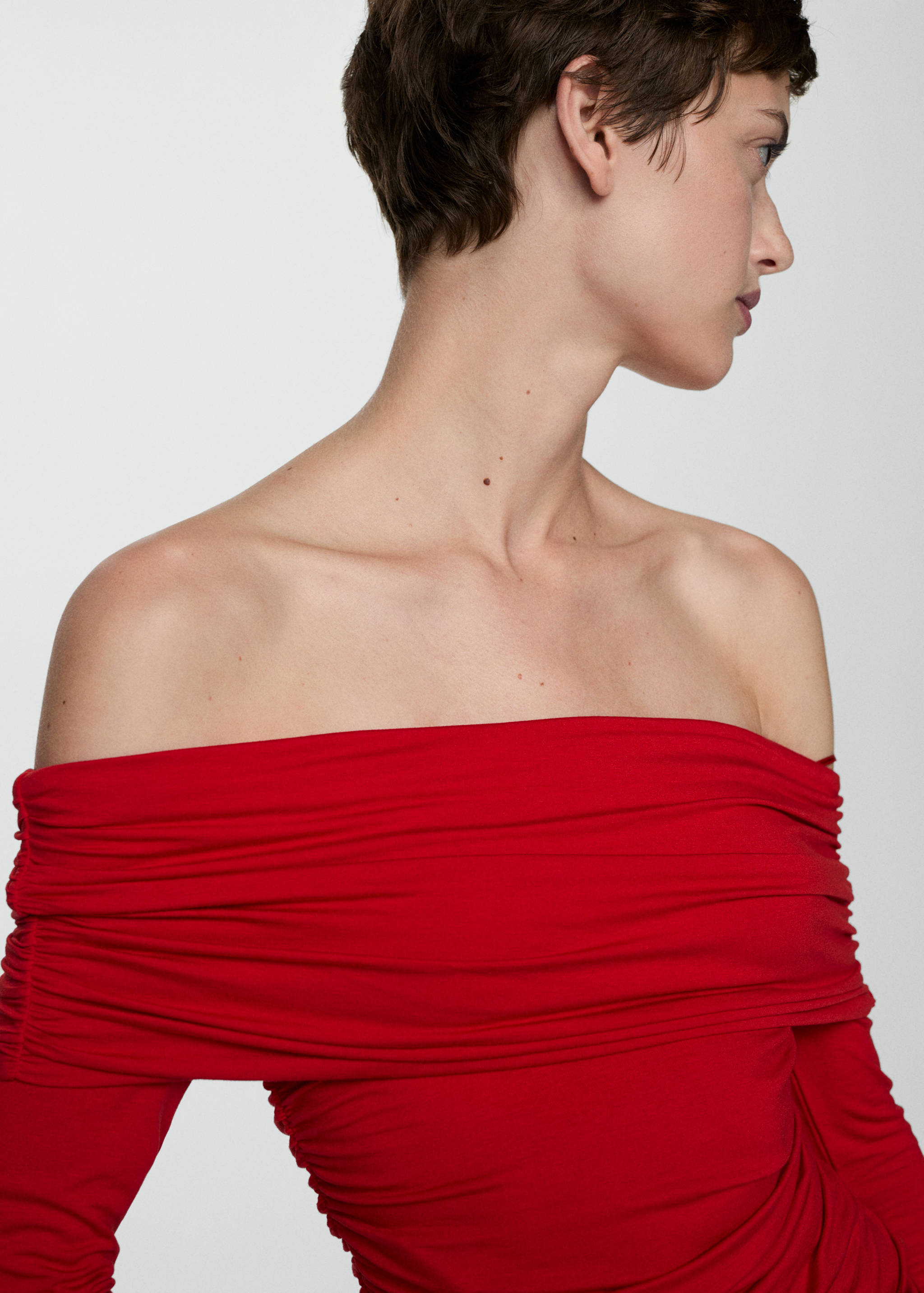 Camiseta hombros descubiertos - Detalle del artículo 1