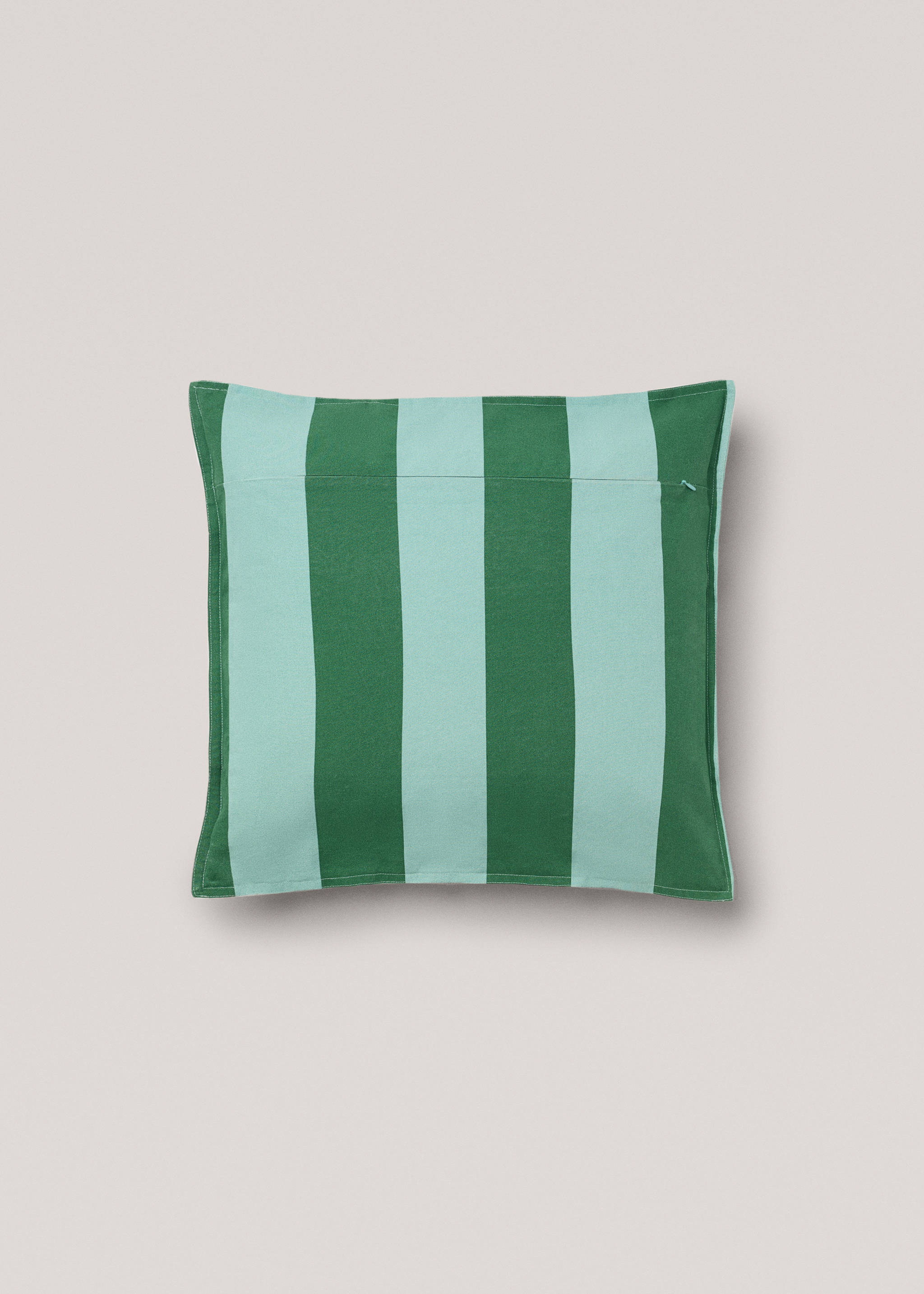 Striped water-repellent cushion cover 50x50cm - Details of the article 4