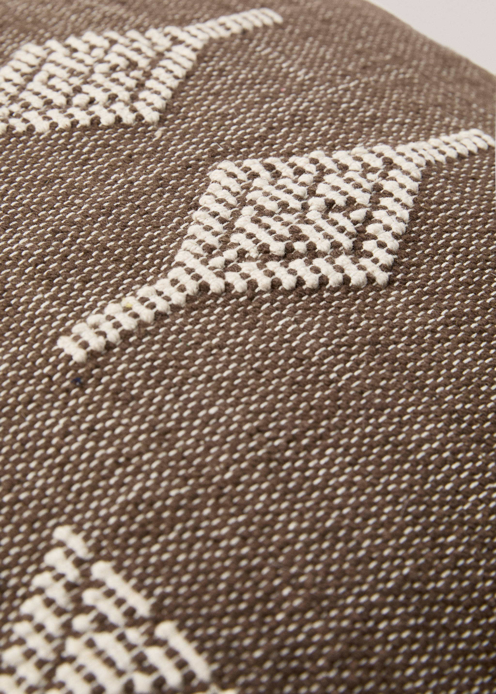 Geometric embroidered cushion cover 45x45cm - Details of the article 4