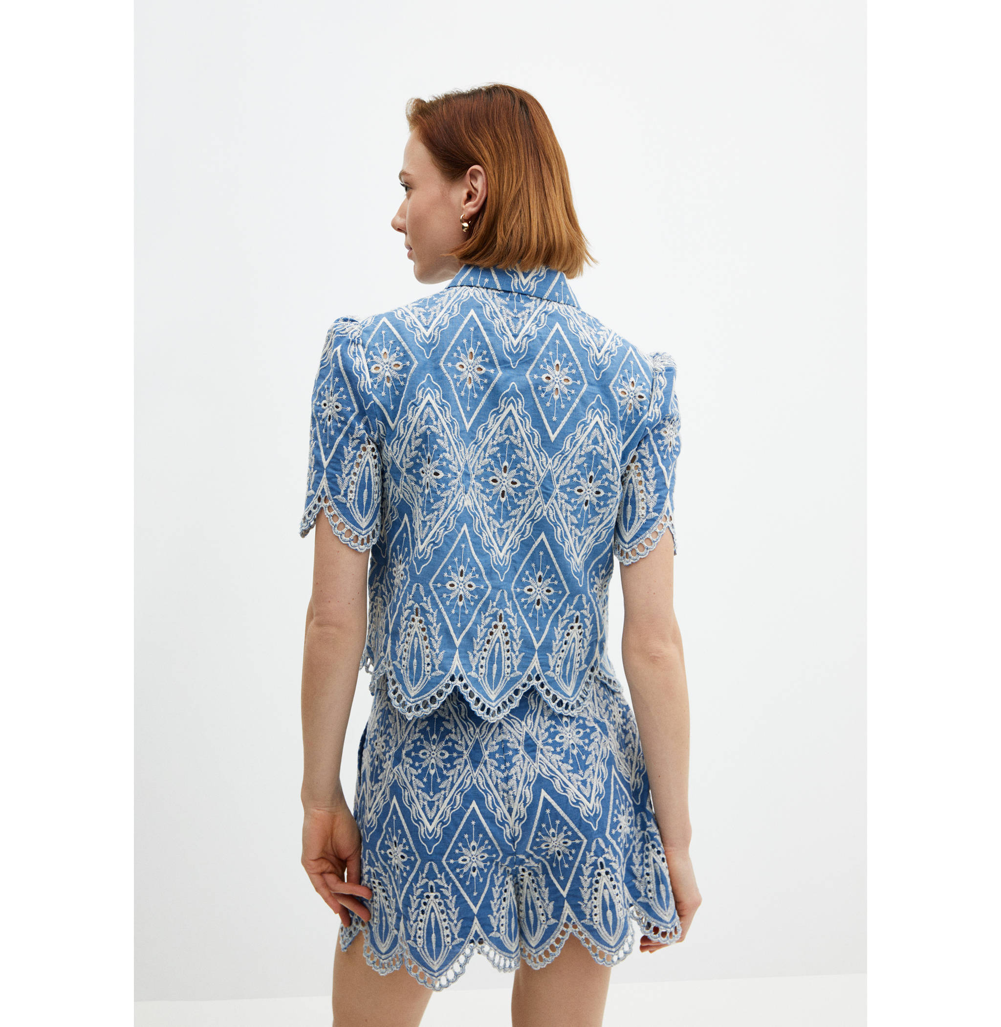 Embroidered openwork shirt - Reverse of the article