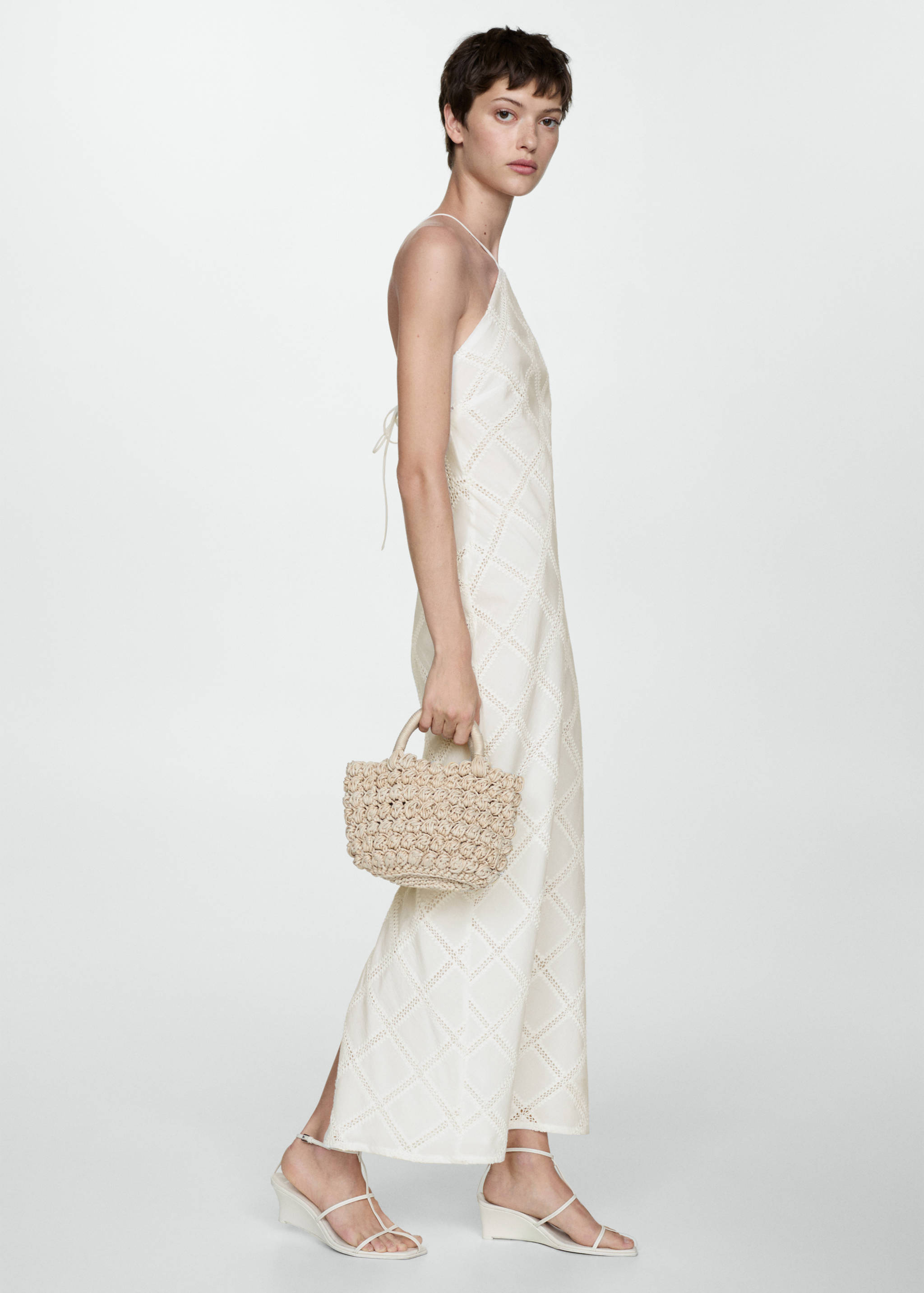 Embroidered halter-neck dress - Details of the article 2