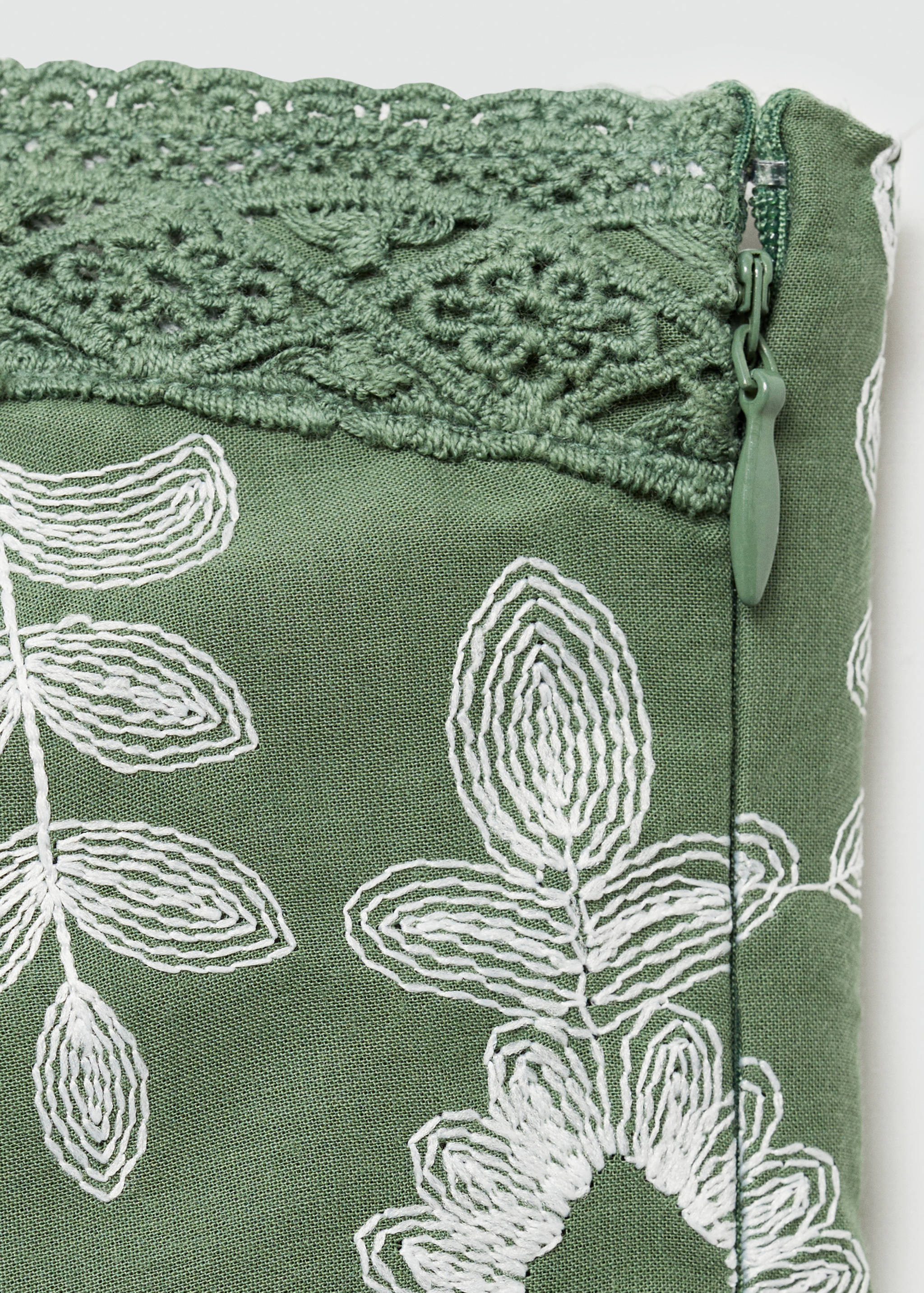 Strapless embroidered dress - Details of the article 0