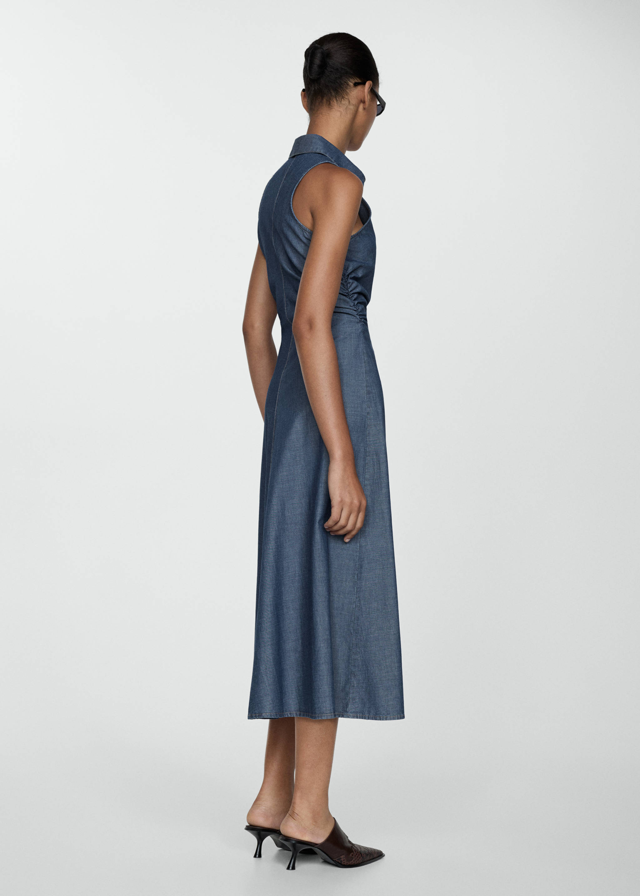Denim shirt dress - Reverse of the article