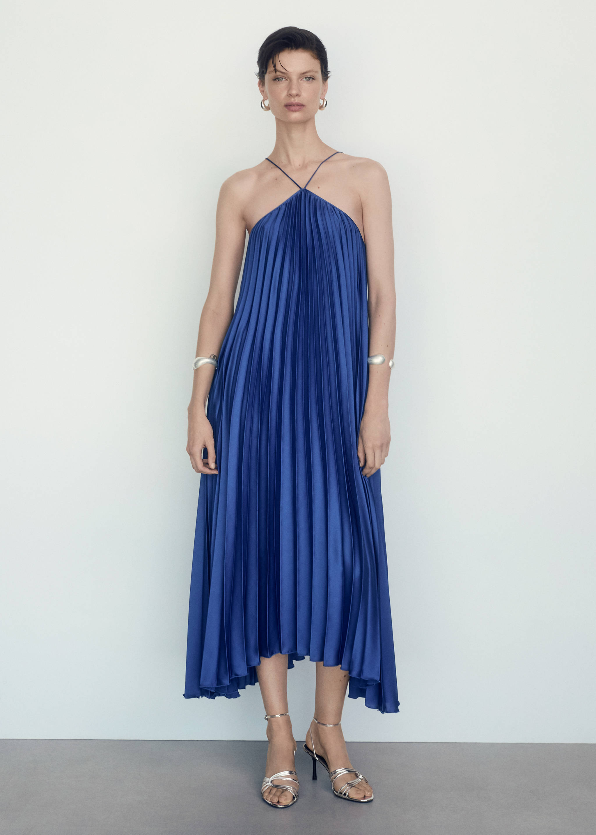 Pleated halter neck dress - General plane