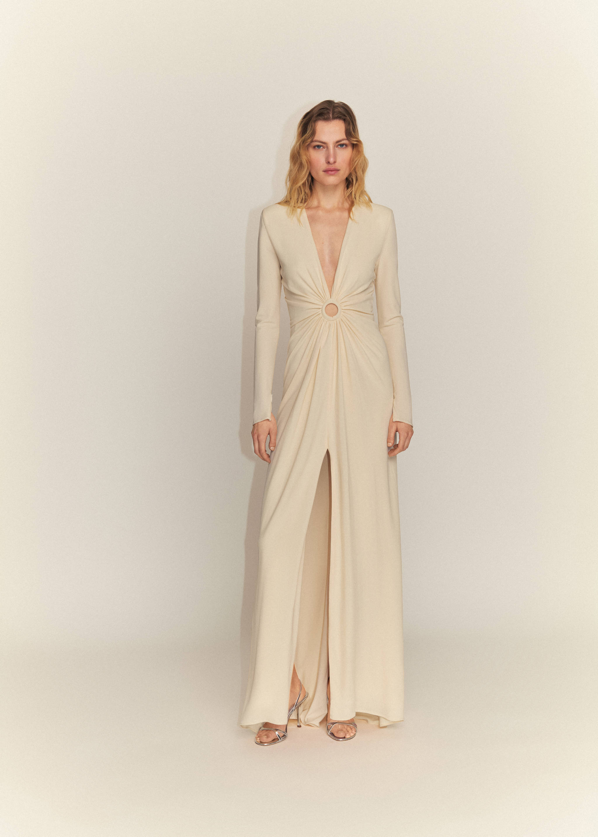 Haljina s prstenom i naborima - Opći prikaz