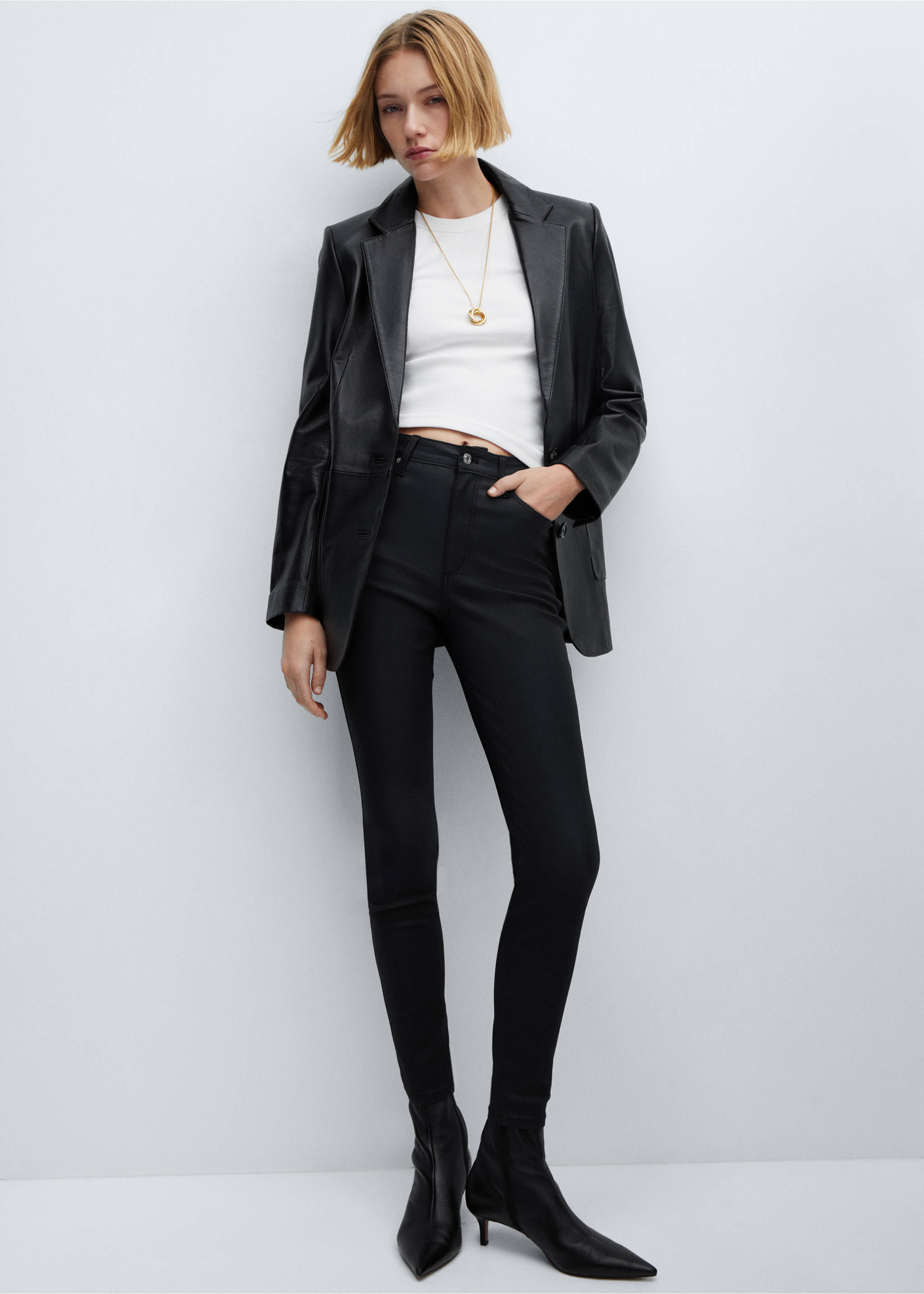 Jeans skinny tiro alto encerados - Detalle del artículo 2, Negro. Ref: 67010264-00.