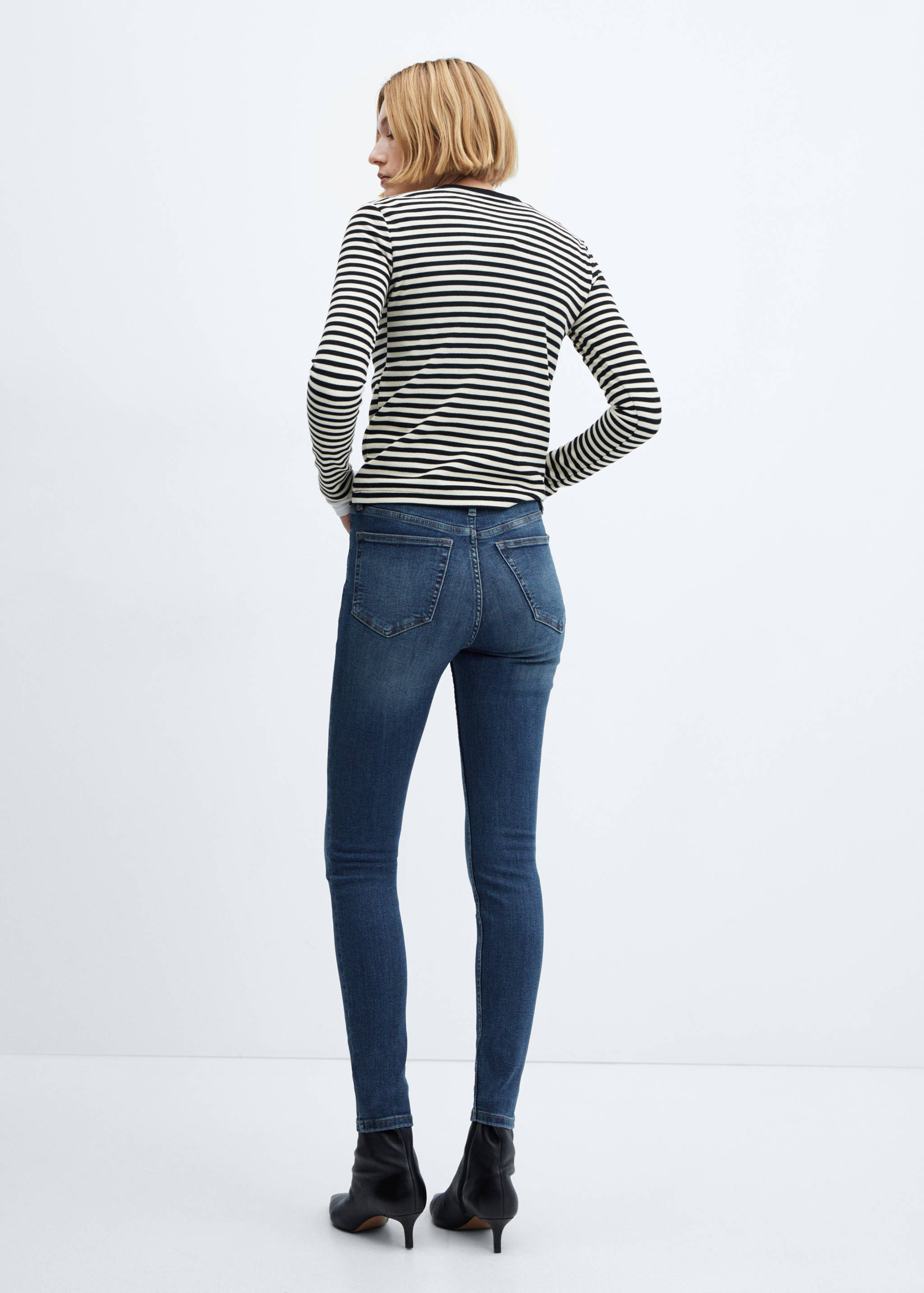 High-rise skinny jeans - Details of the article 1