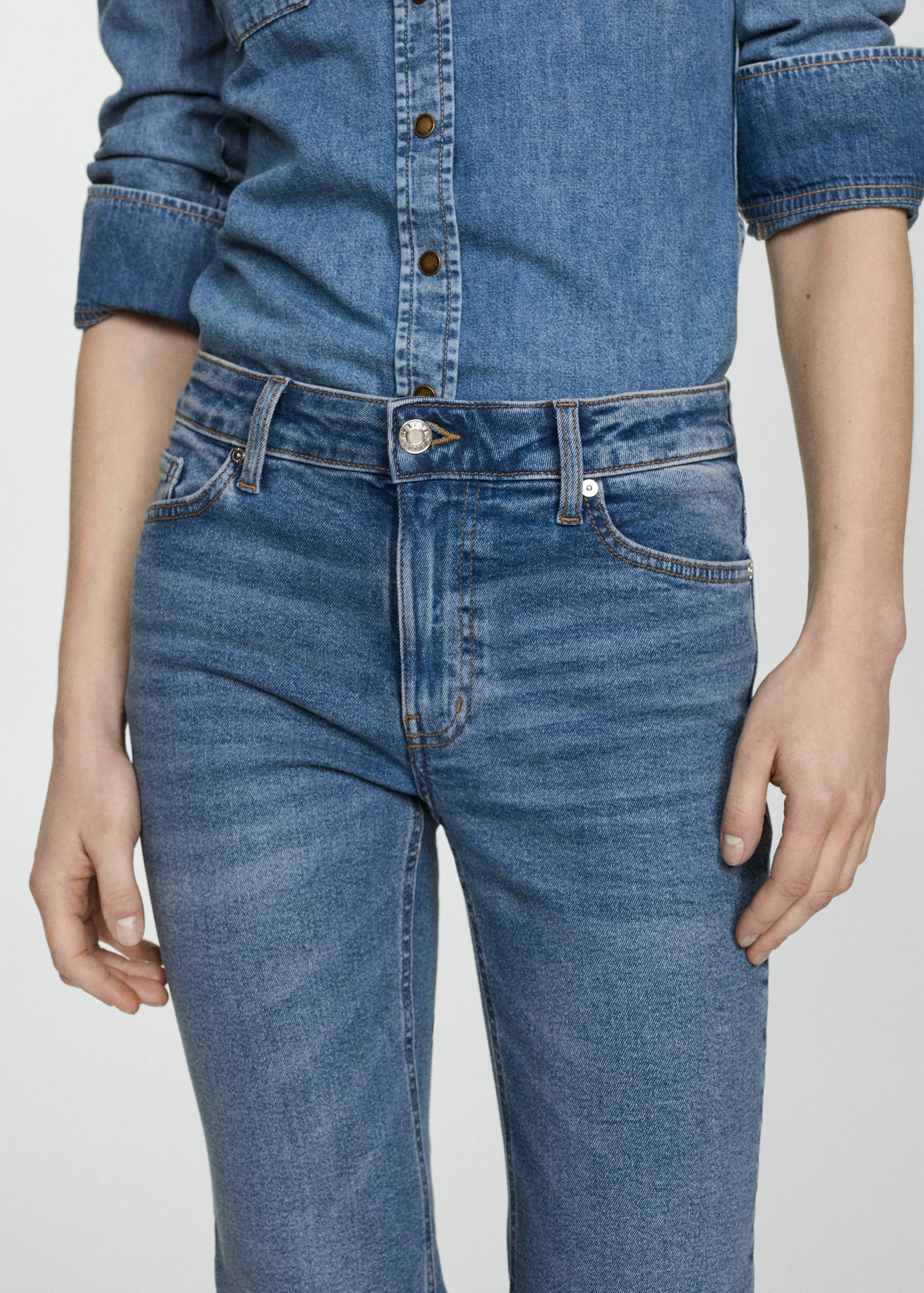 Sienna flared cropped jeans - Details of the article 4