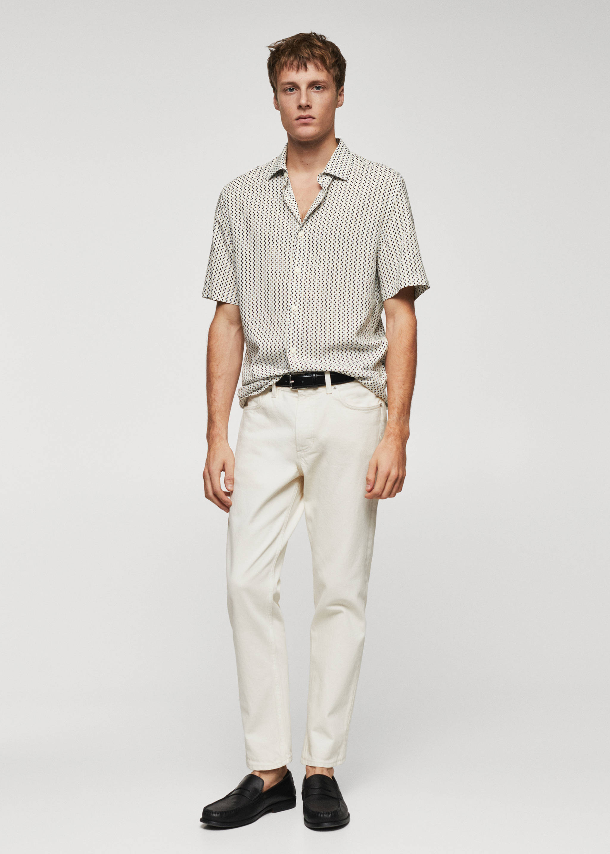 Рубашка в горошек с короткими рукавами - Общий план