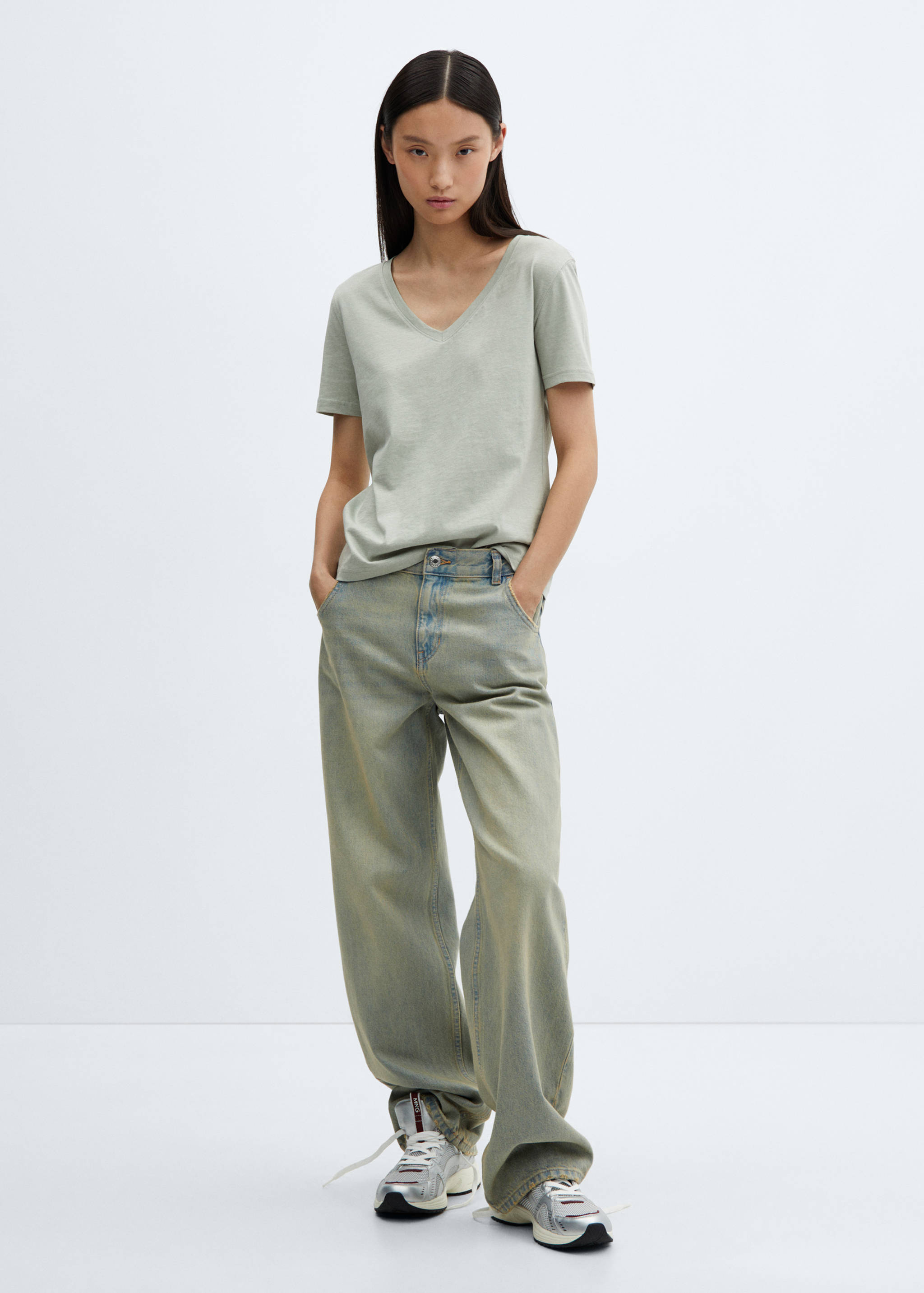 V-neck cotton T-shirt - General plane