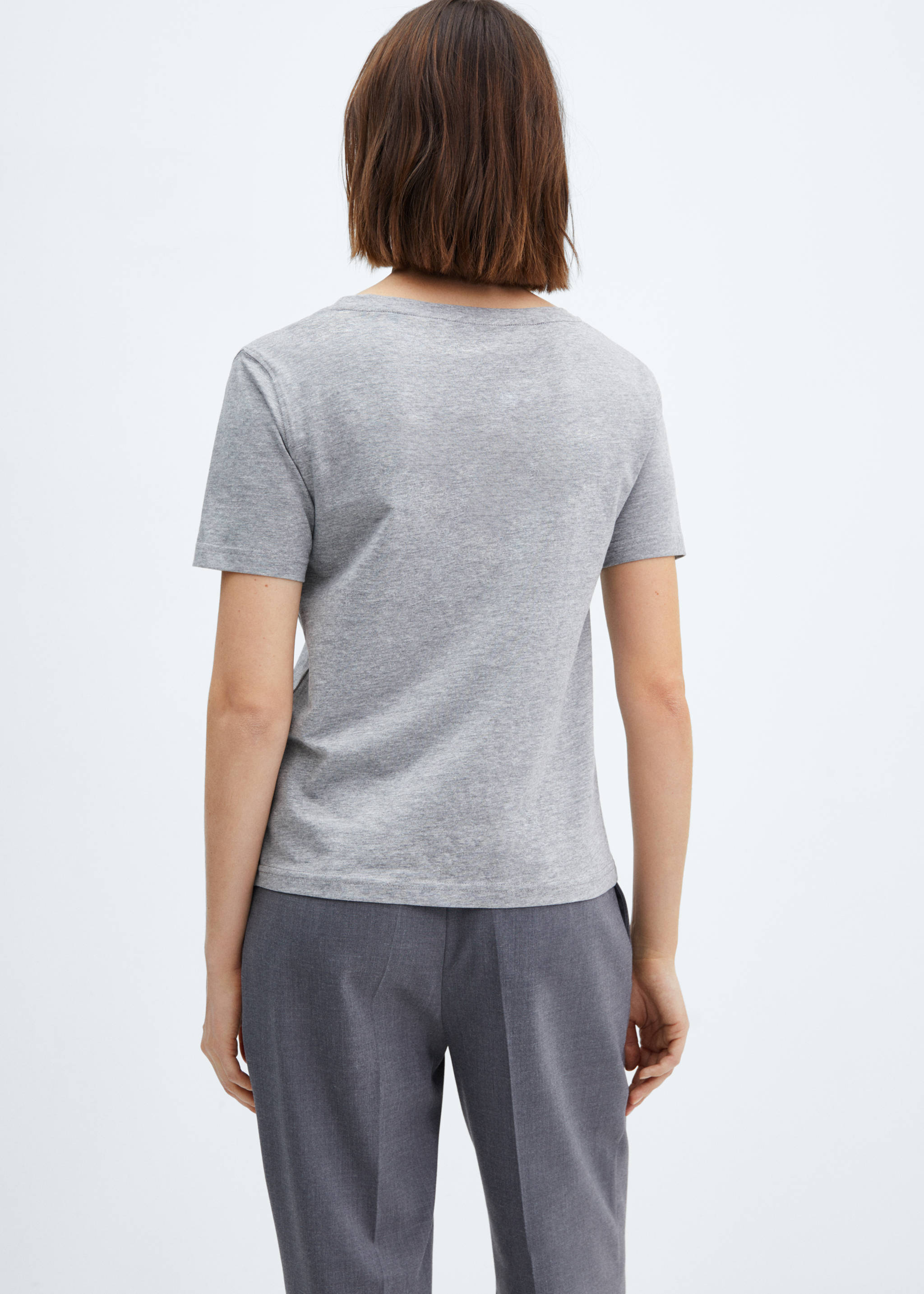 V-neck cotton T-shirt - Reverse of the article