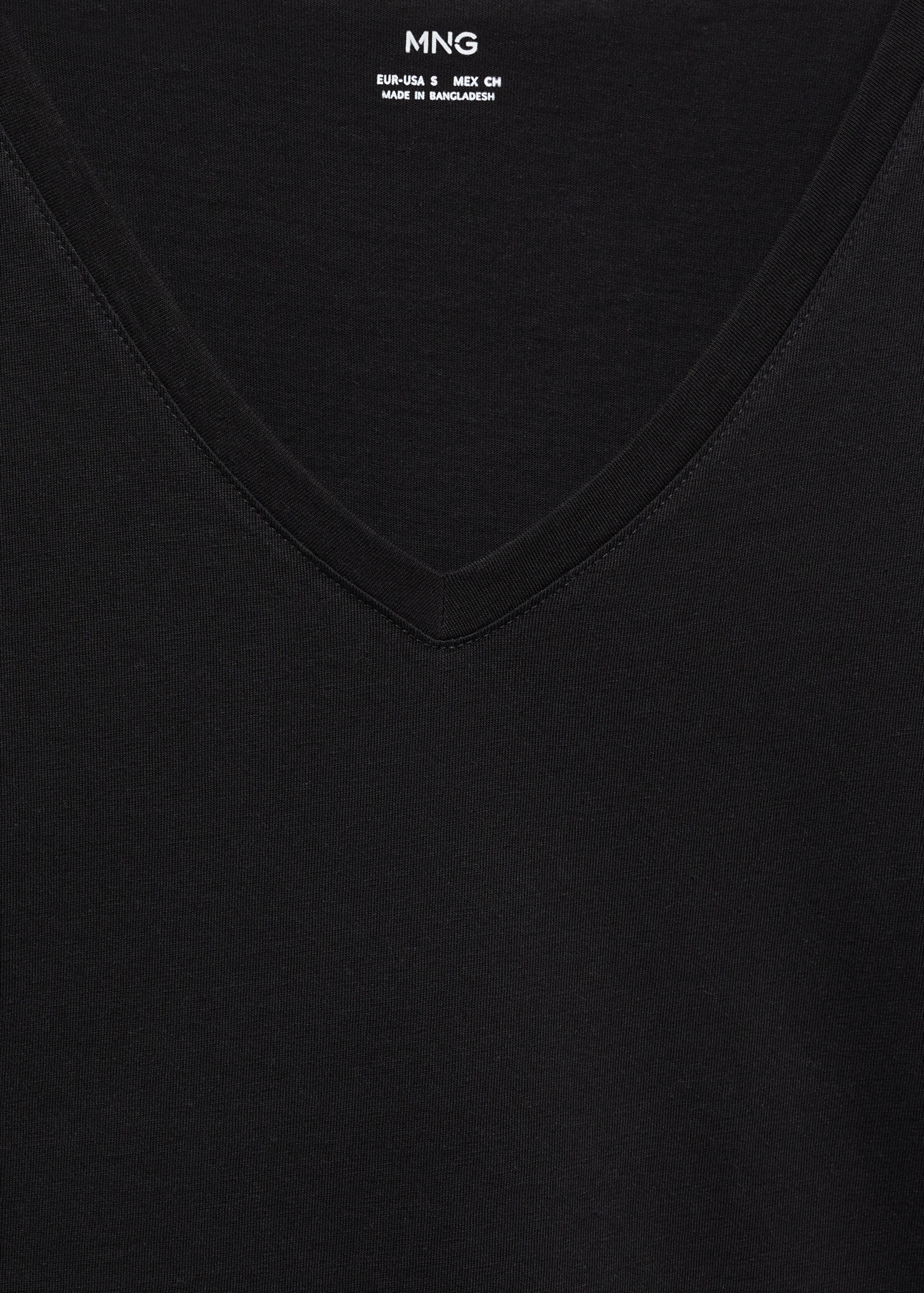 V-neck cotton T-shirt - Details of the article 8