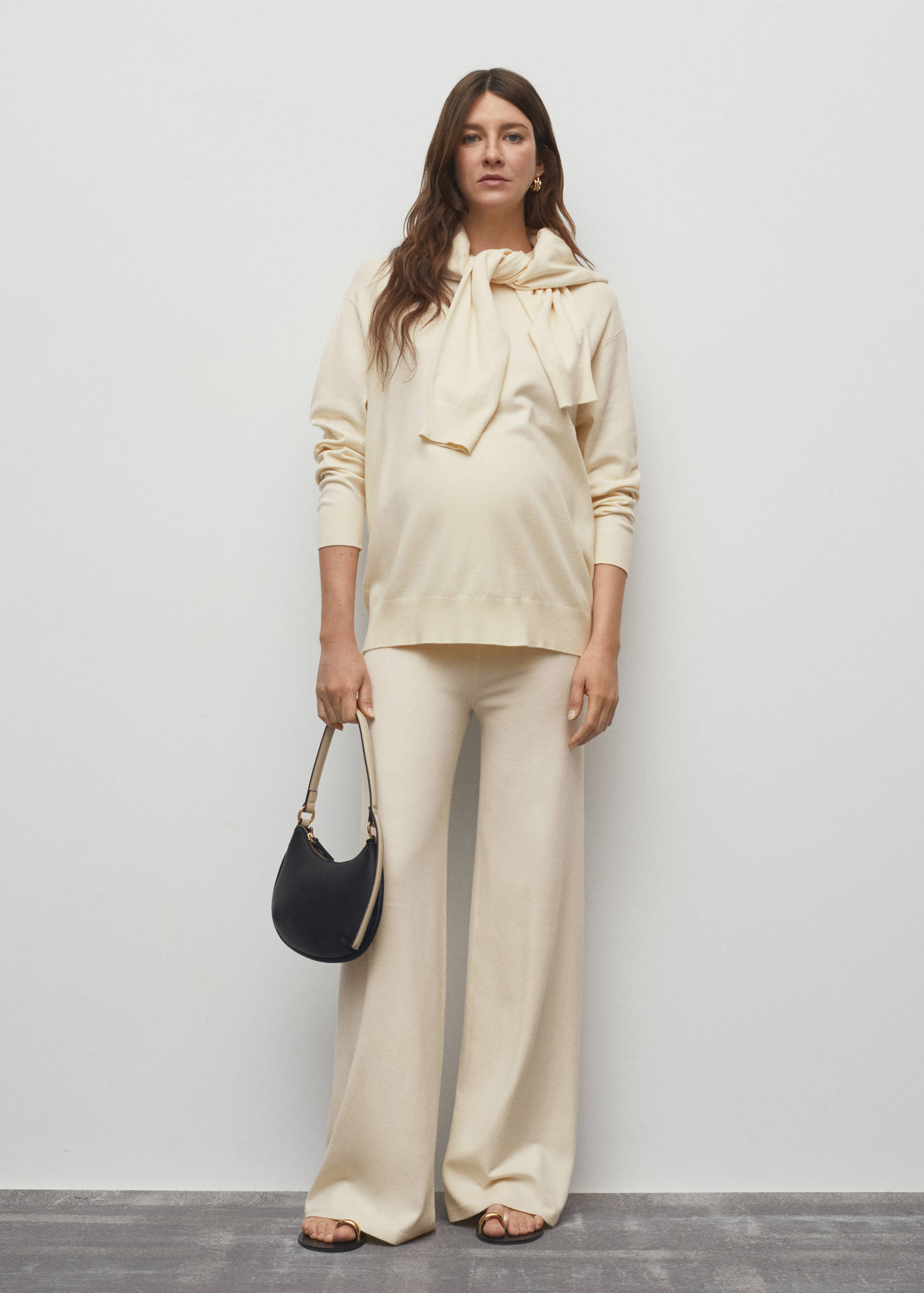 Pull en maille à col rond - Plan général