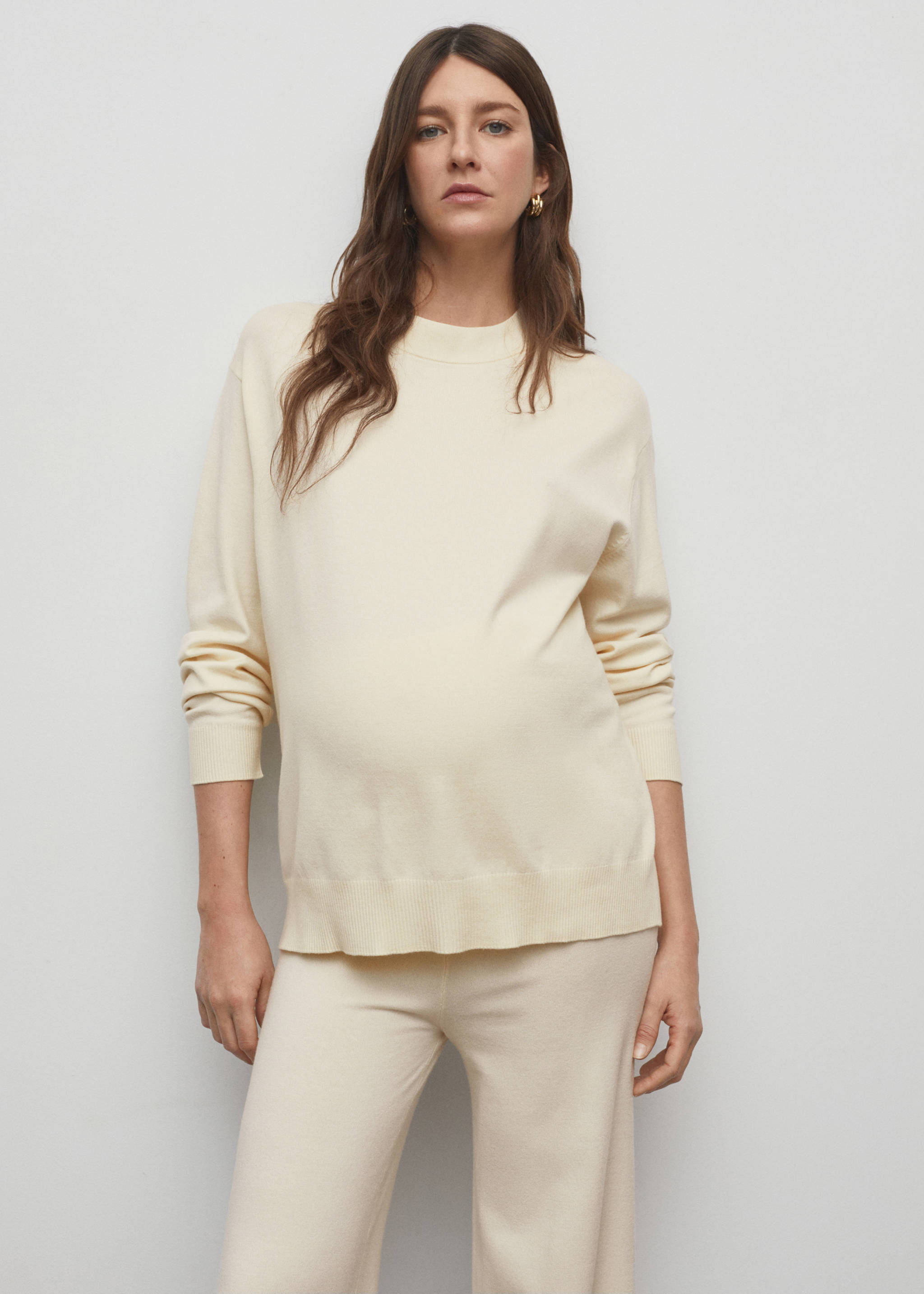 Pull en maille à col rond - Plan moyen