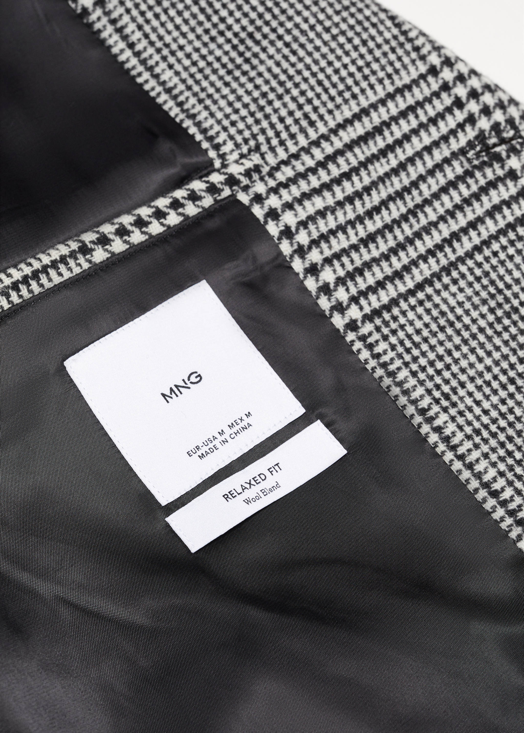 Prince of Wales checked wool coat - Details of the article 8