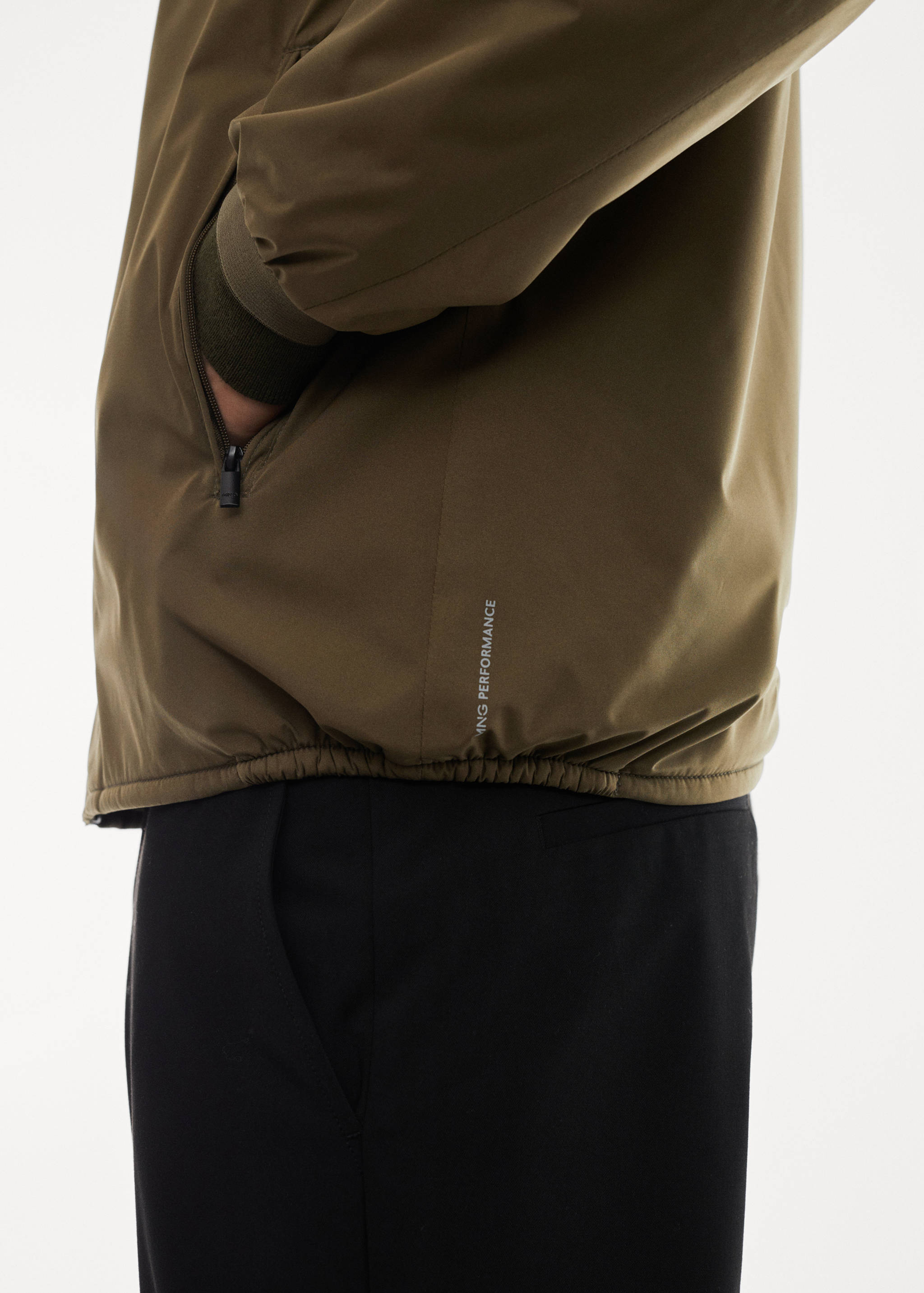 Water-repellent hooded quilted jacket - Details of the article 4