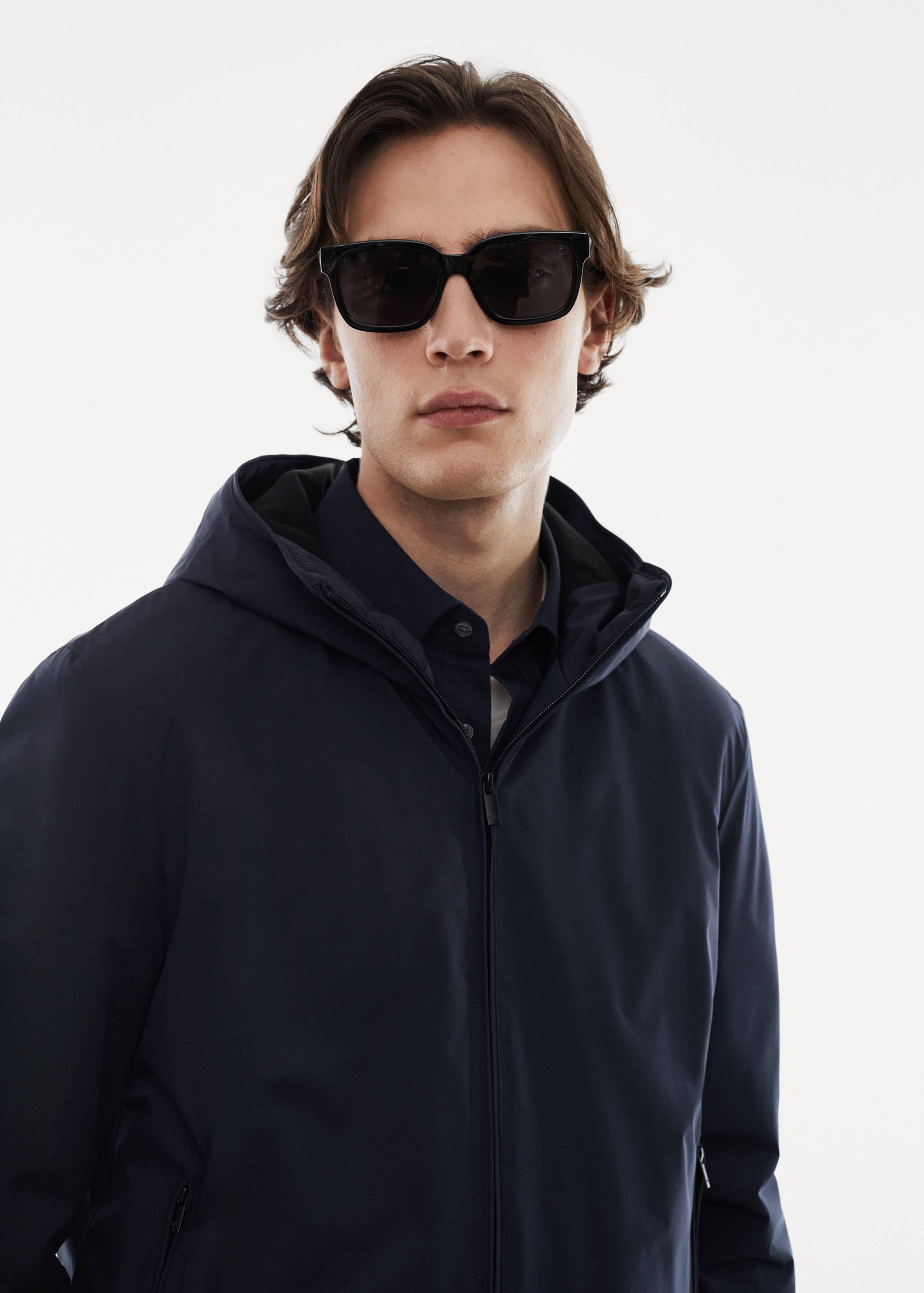 Water-repellent hooded quilted jacket - Details of the article 1