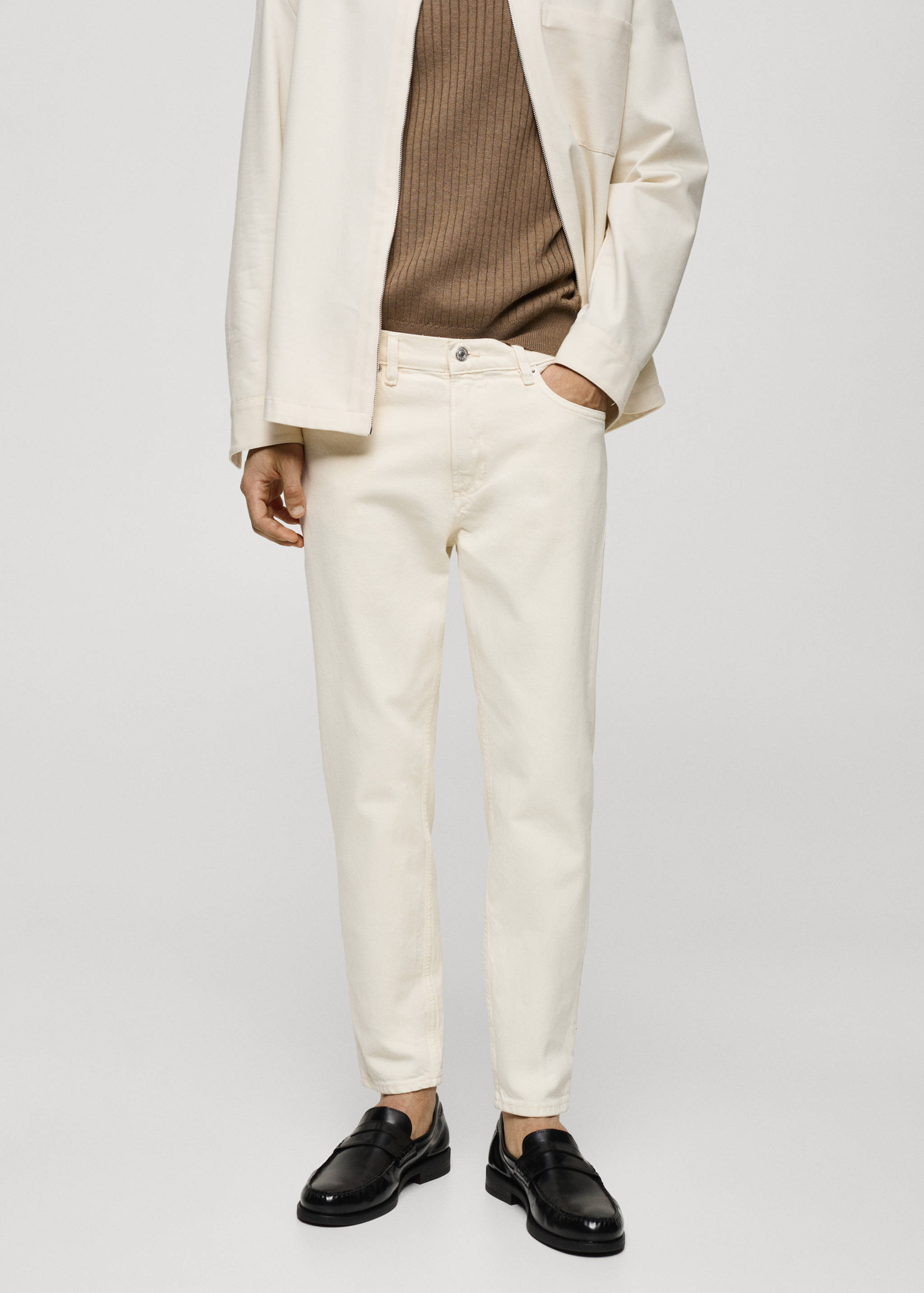 Jean tapered-fit - Plan moyen