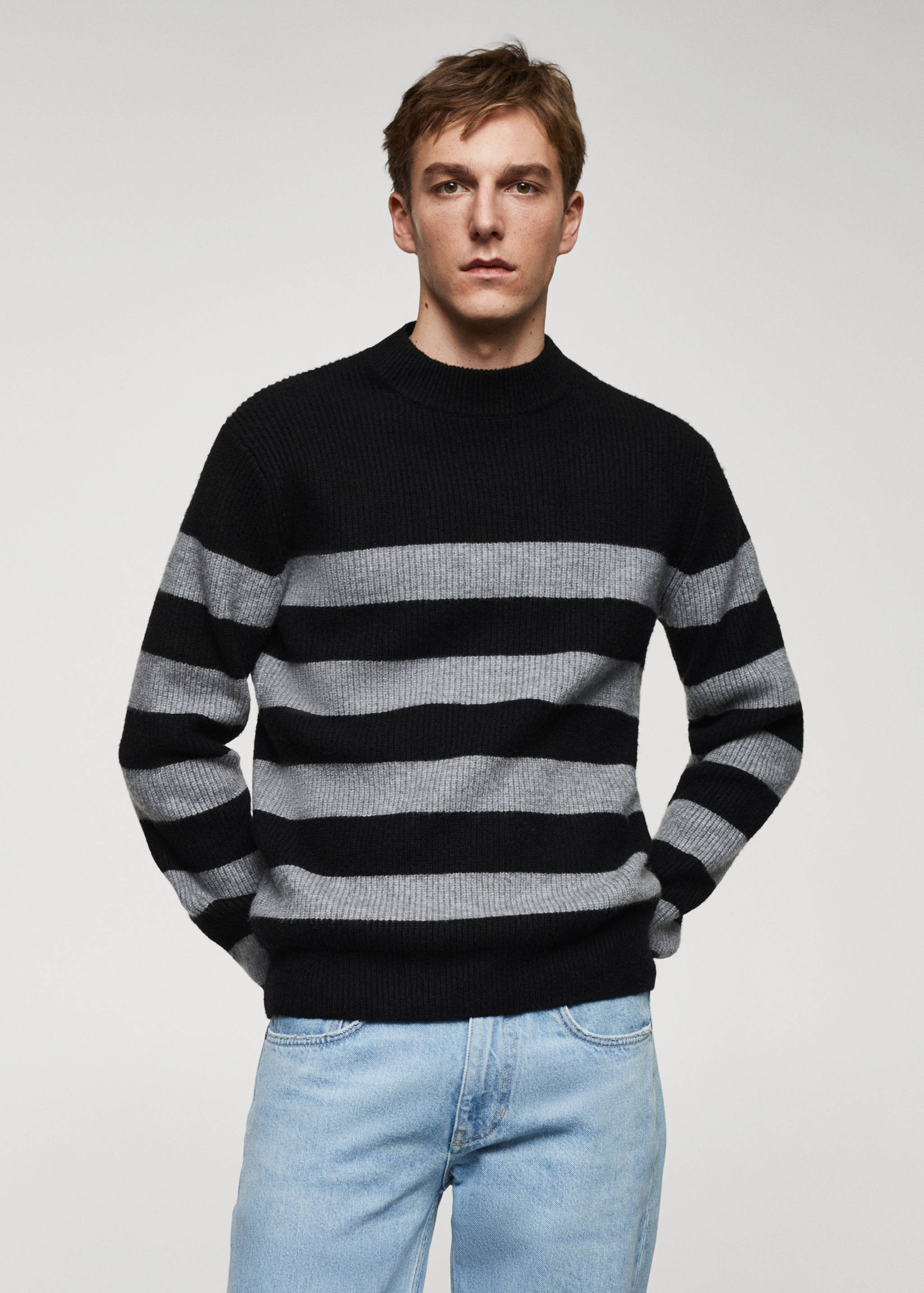 Striped sweater with perkins neck - Medium plane