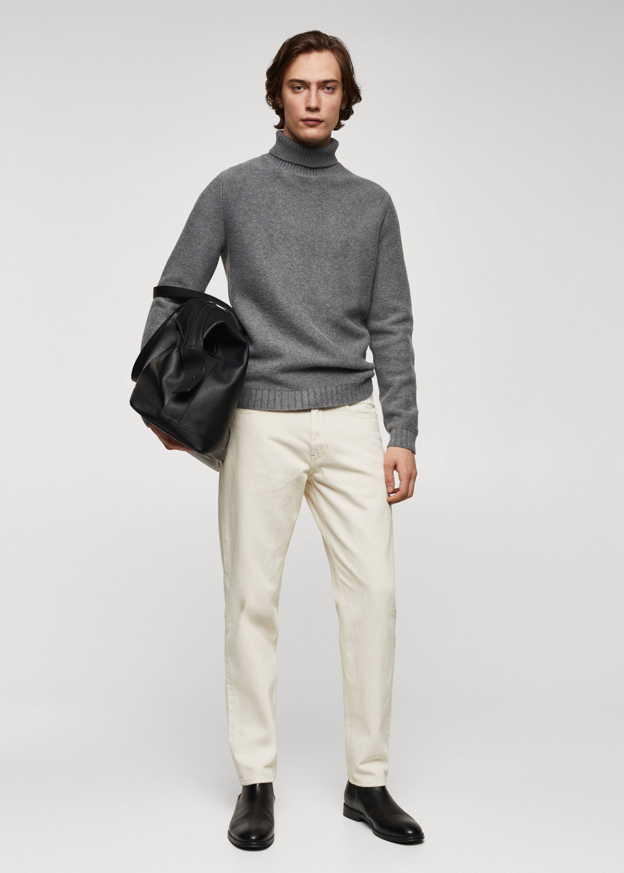 Jersey punto cuello alto - Plano general