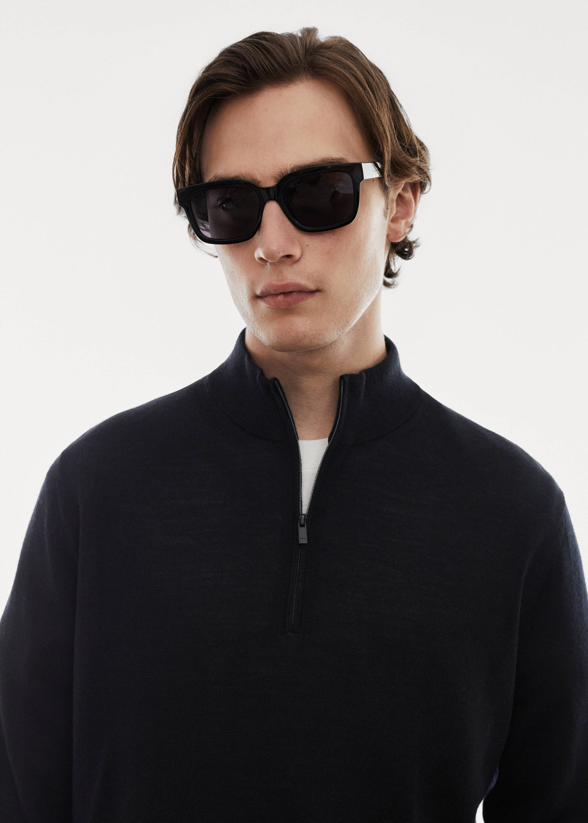 100% merino wool sweater with zip-neck - Details of the article 1