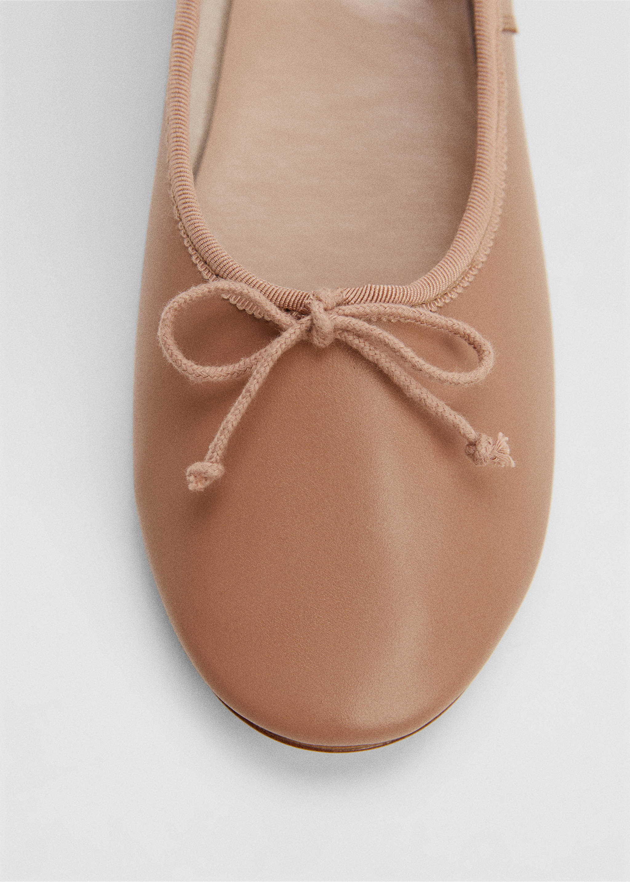 Leather ballet flats with bow - Details of the article 2