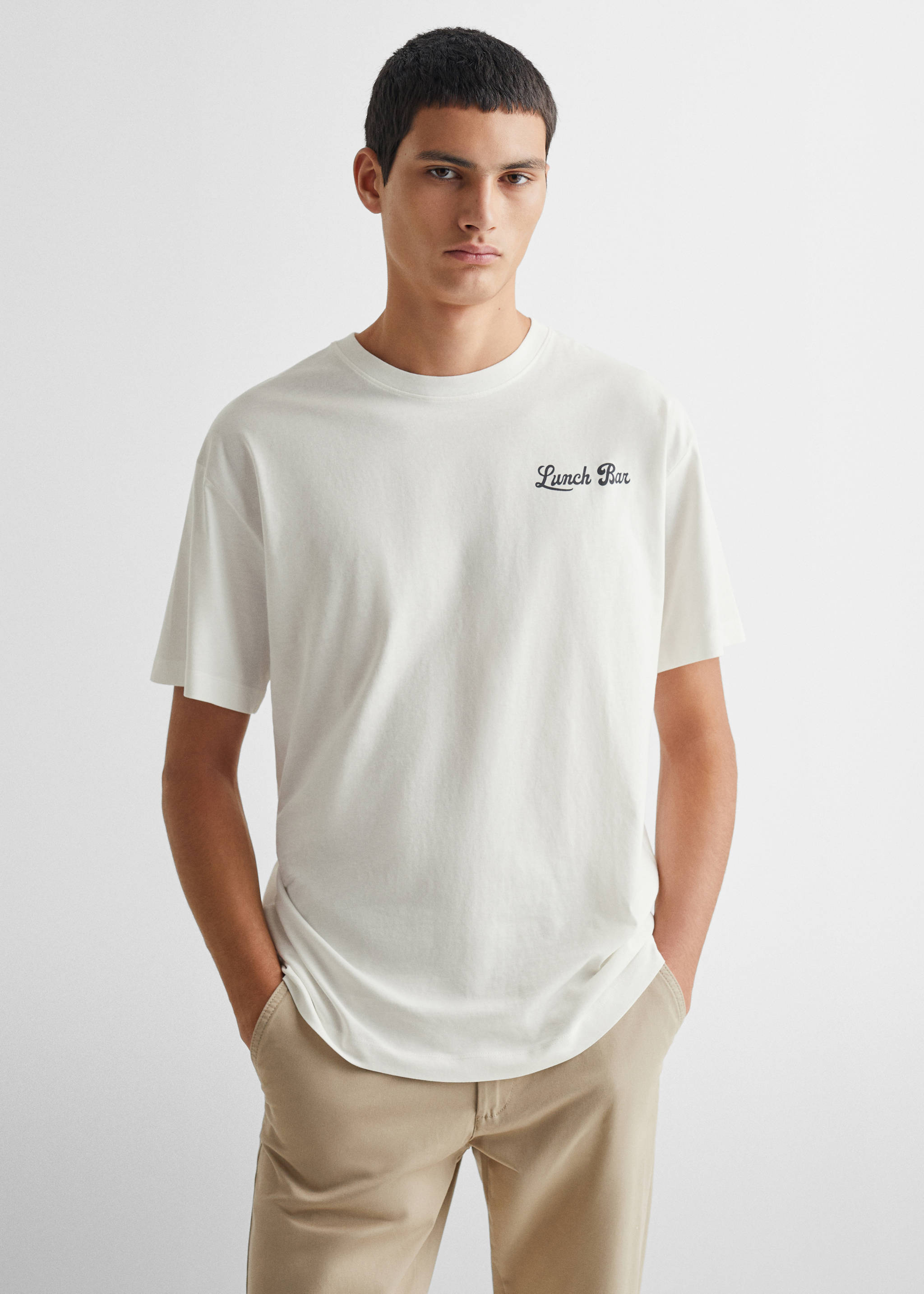 T-shirt message imprimé - Plan moyen