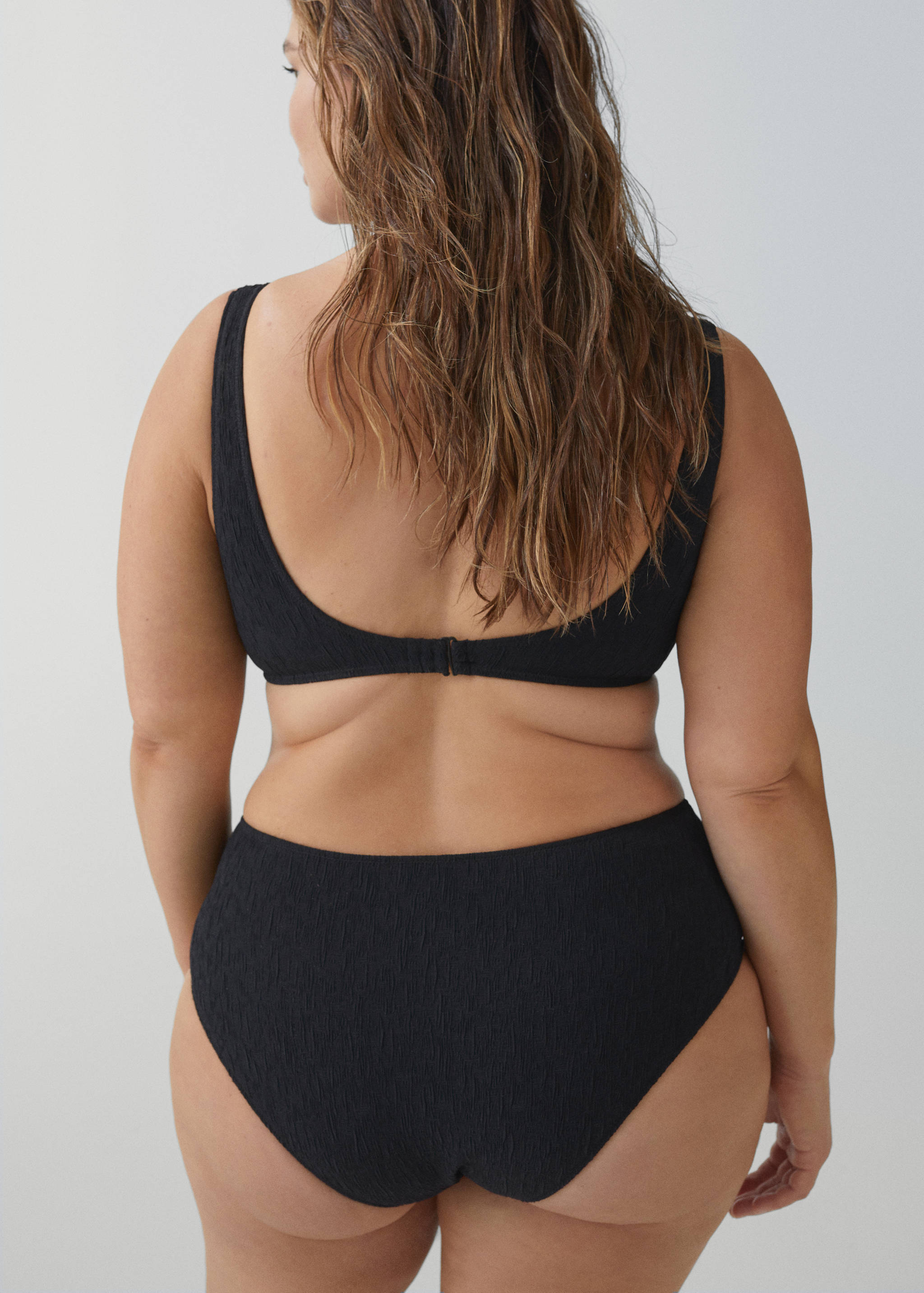 High-waist bikini bottoms - Details of the article 4