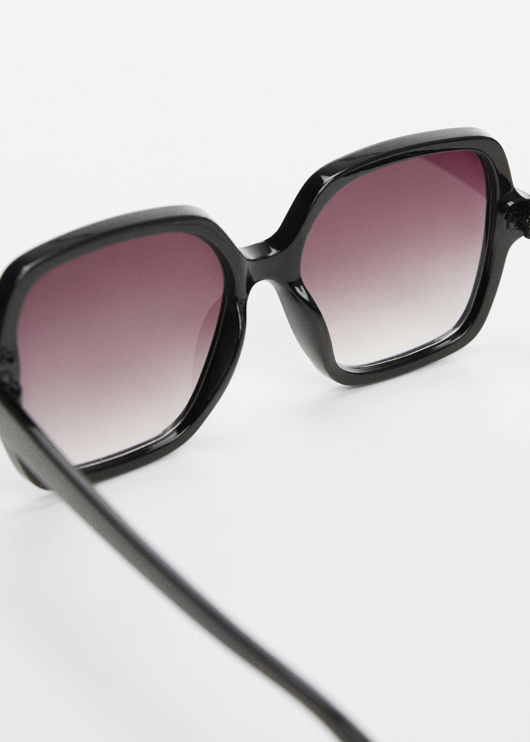 Square sunglasses - Details of the article 1