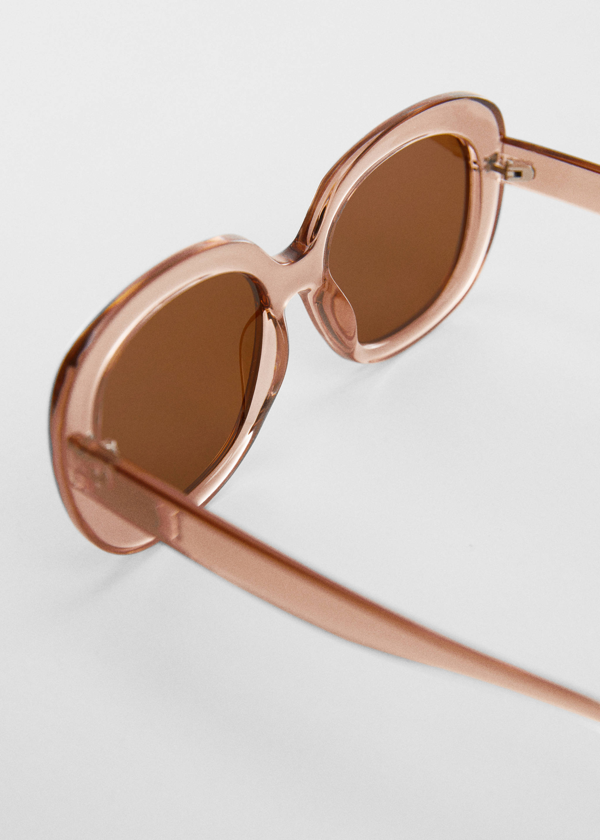Maxi-frame sunglasses - Details of the article 1