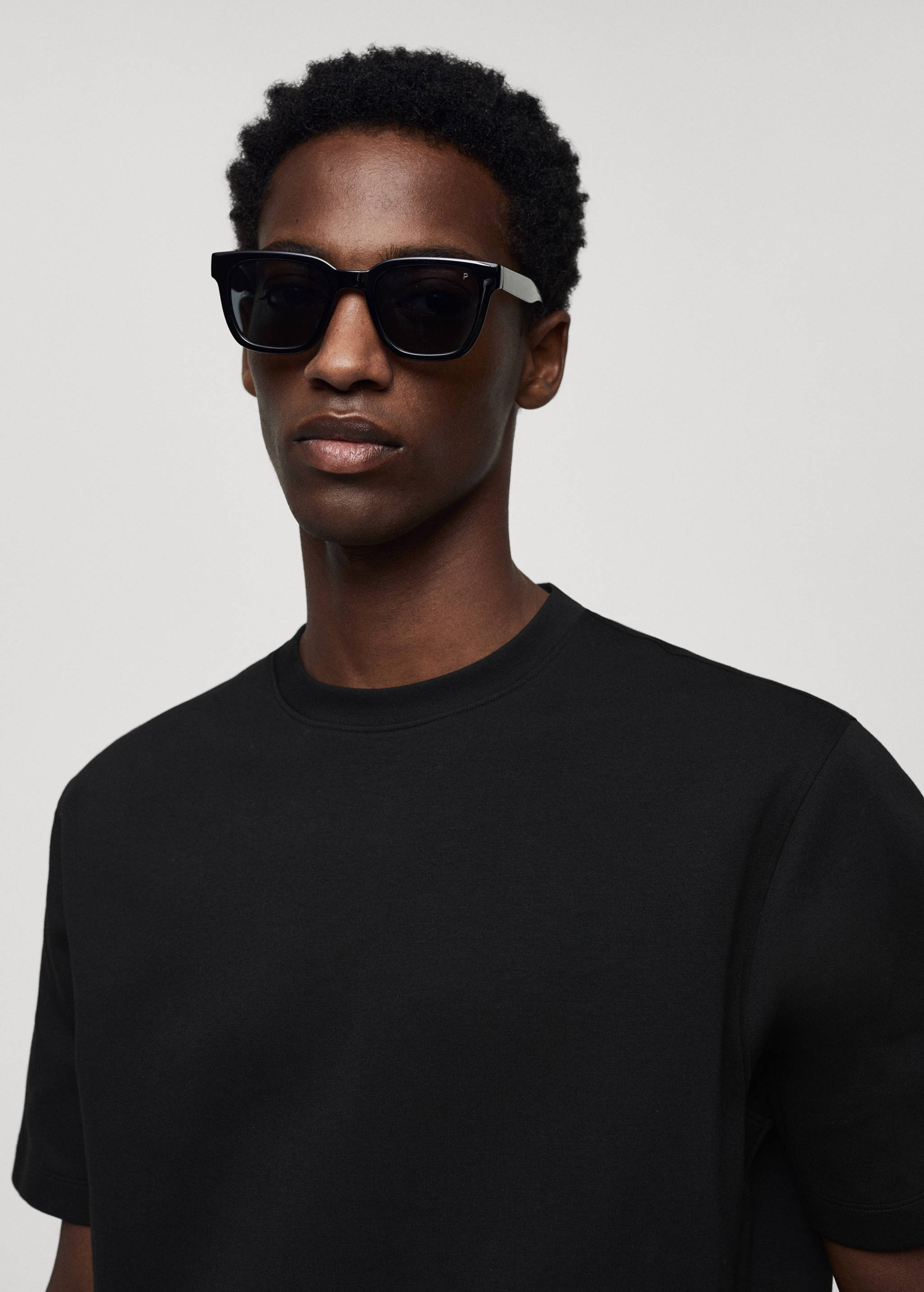 Thick cotton t-shirt - Details of the article 1