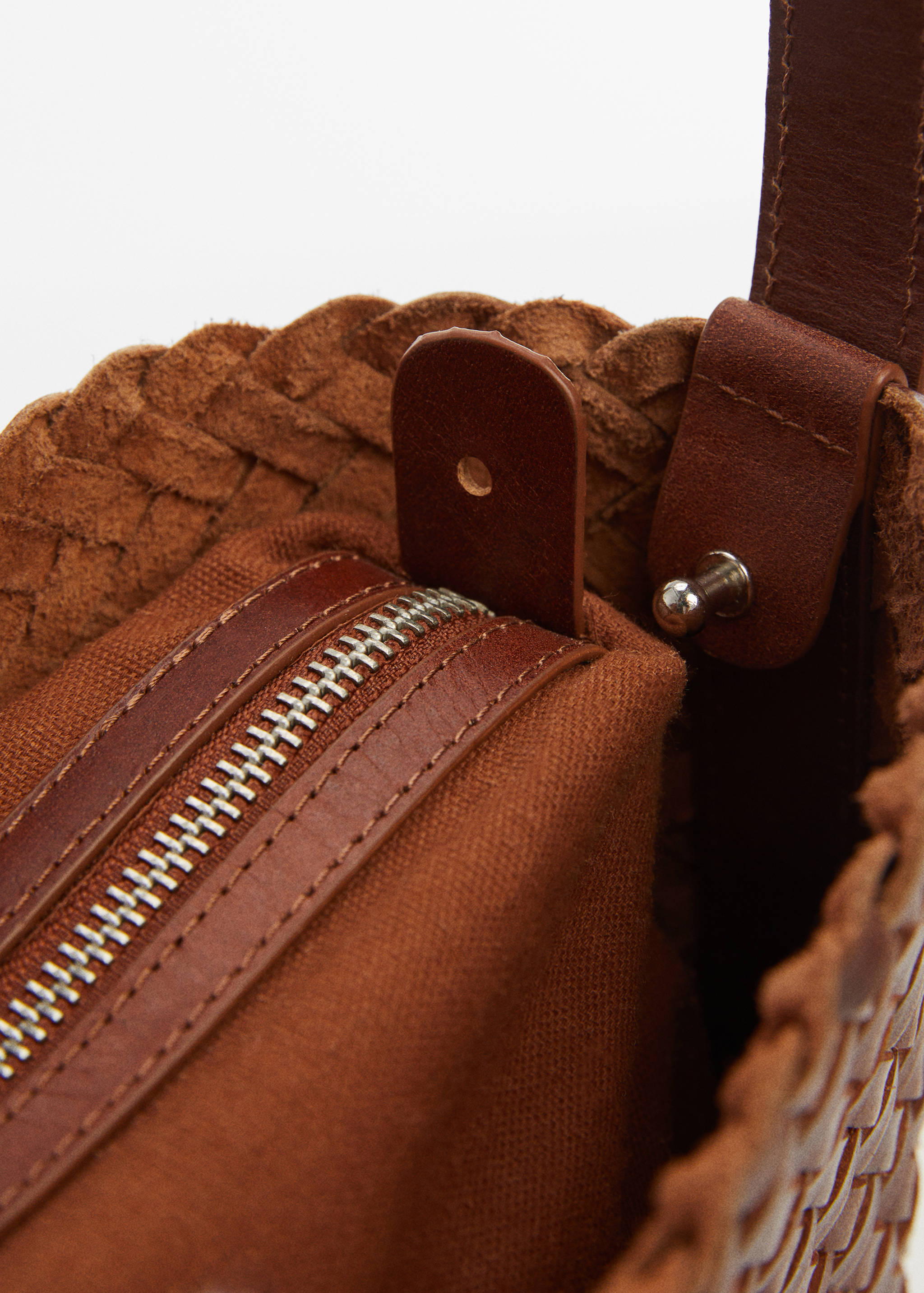 Braided leather bag - Details of the article 2