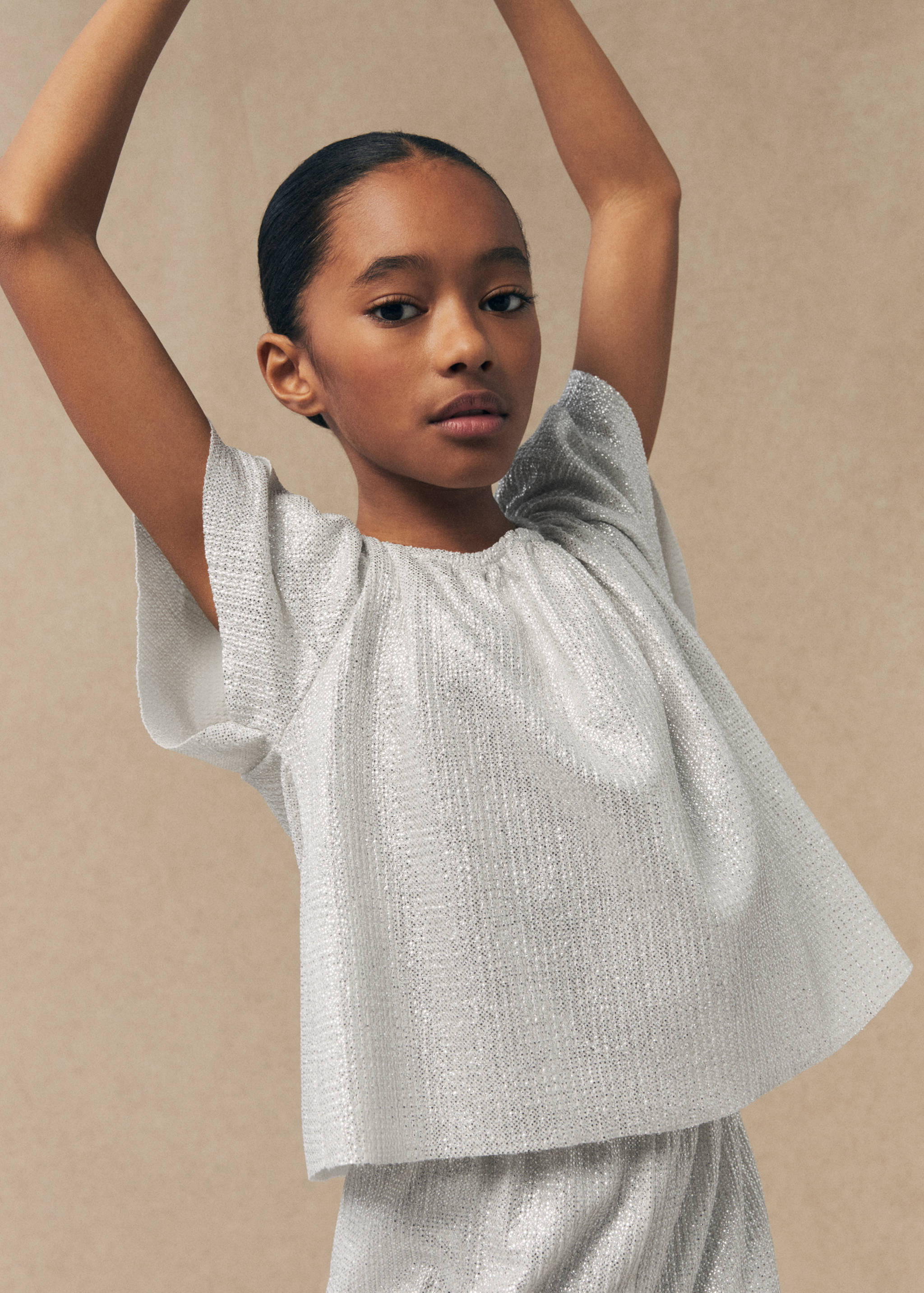 T-shirt tekstur shiny - Tampilan Sedang