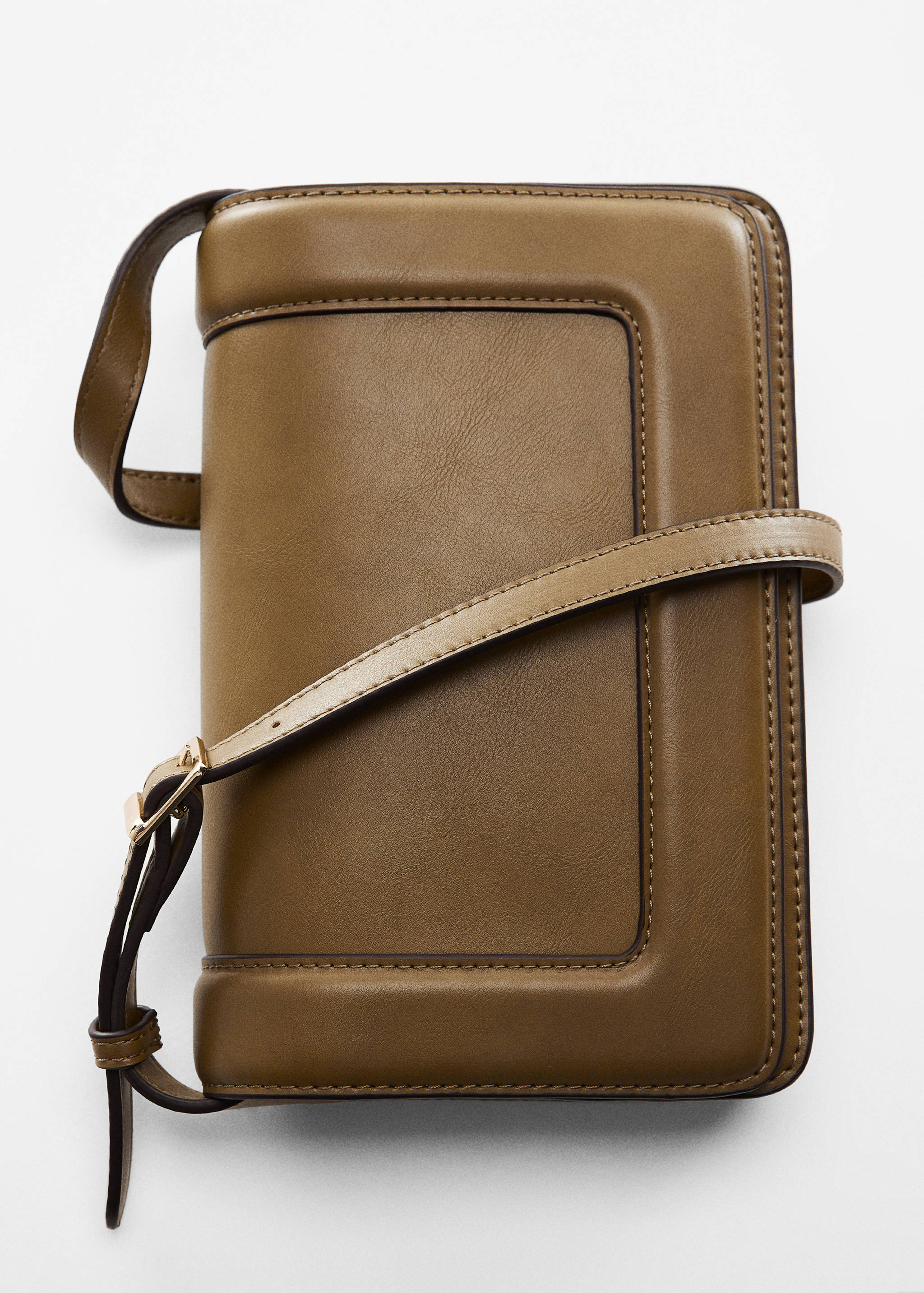Crossbody bag with flap - Details of the article 5
