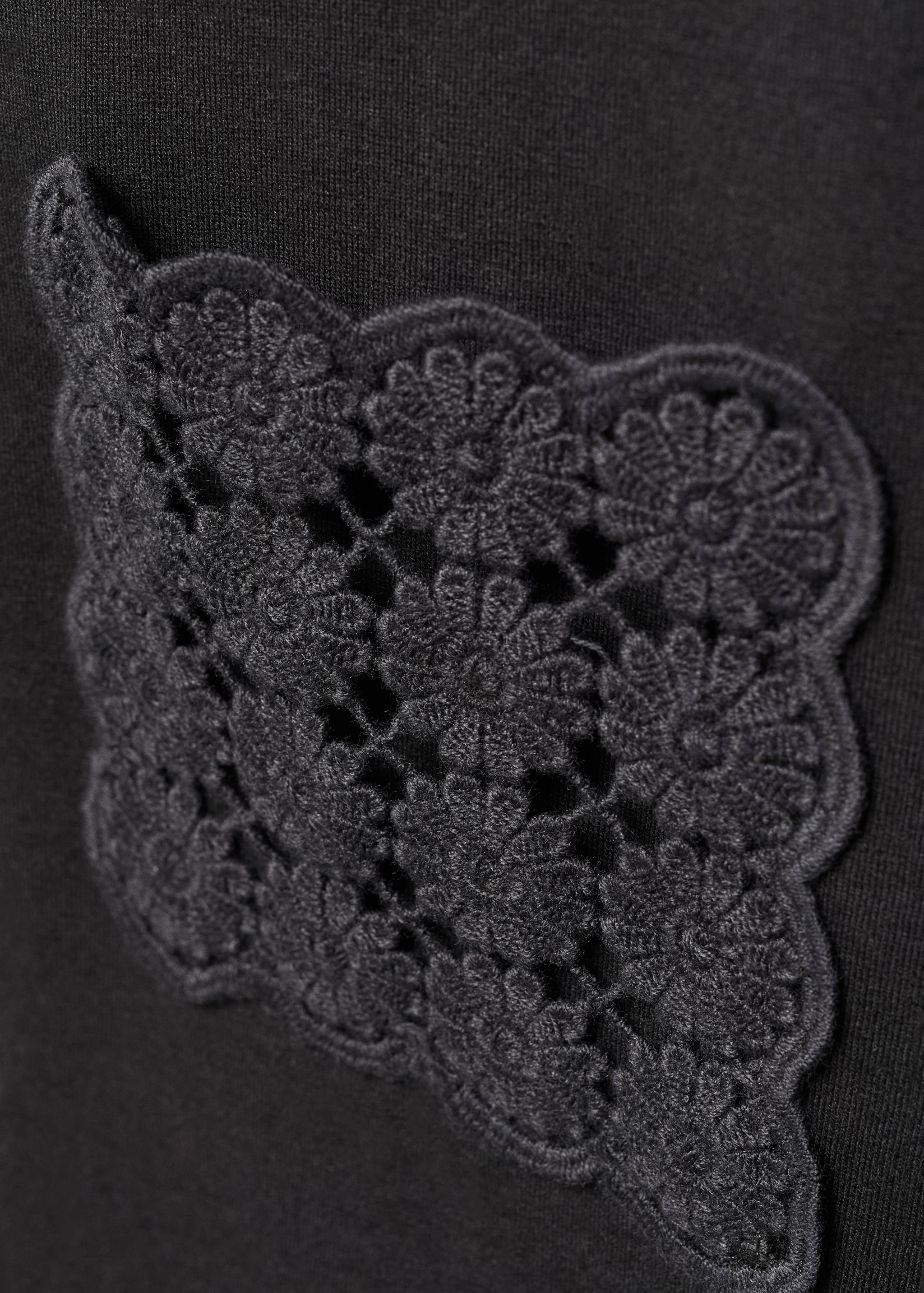 Crochet t-shirt with pocket - Details of the article 8