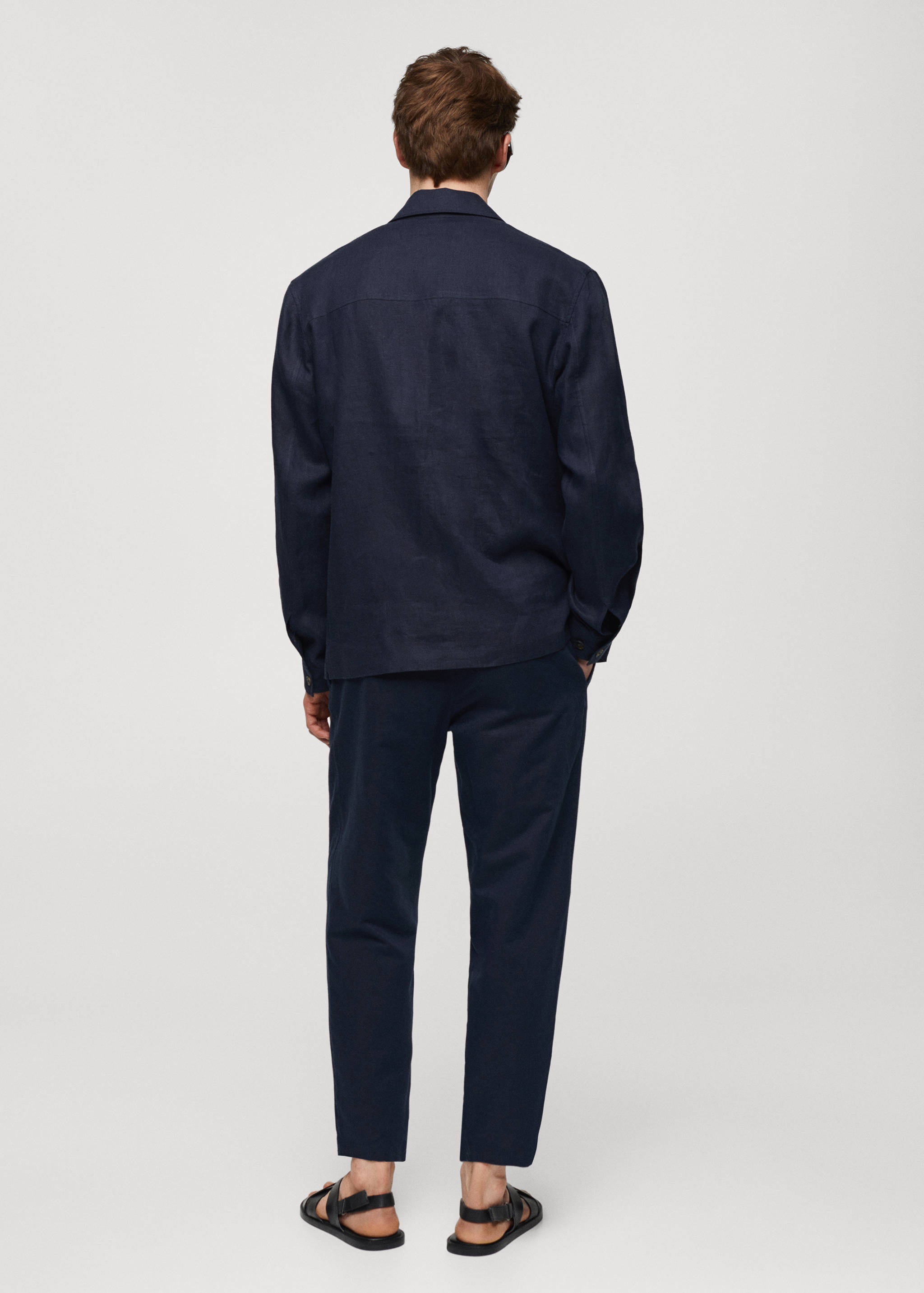 Sobrecamisa 100% lino bolsillos - Reverso del artículo